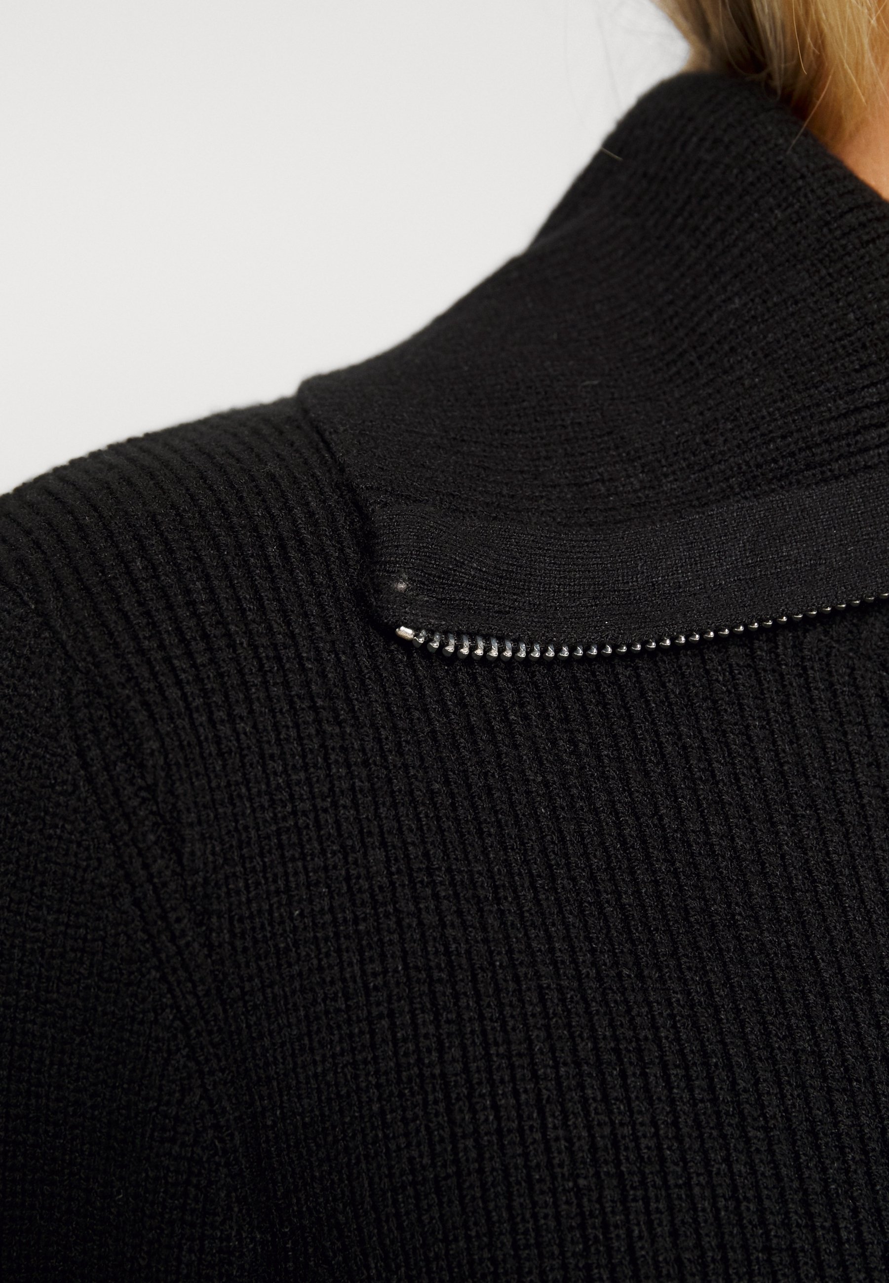 Robe pull YAS - noire
