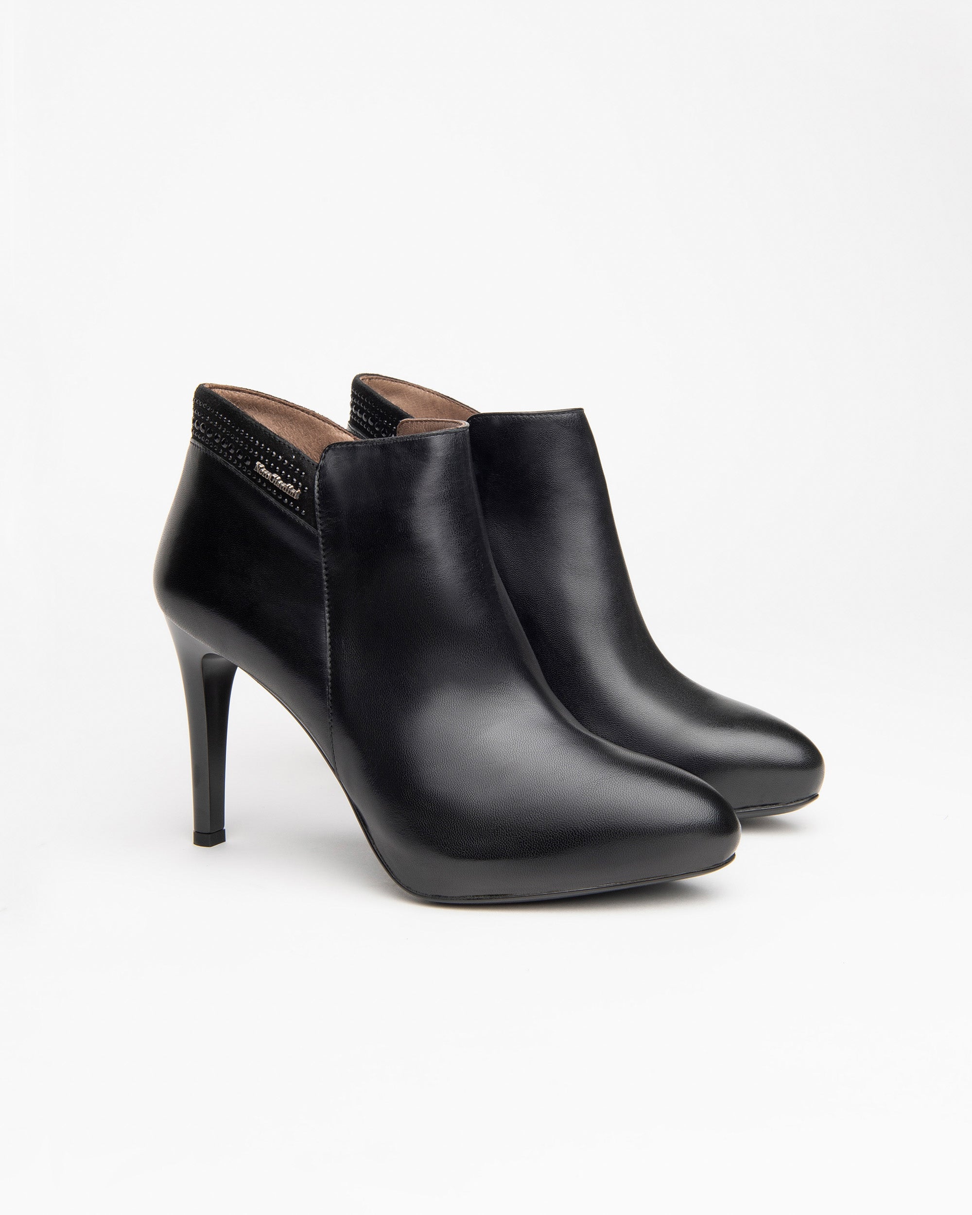  Damen-Ankle-Boots aus Leder und Wildleder