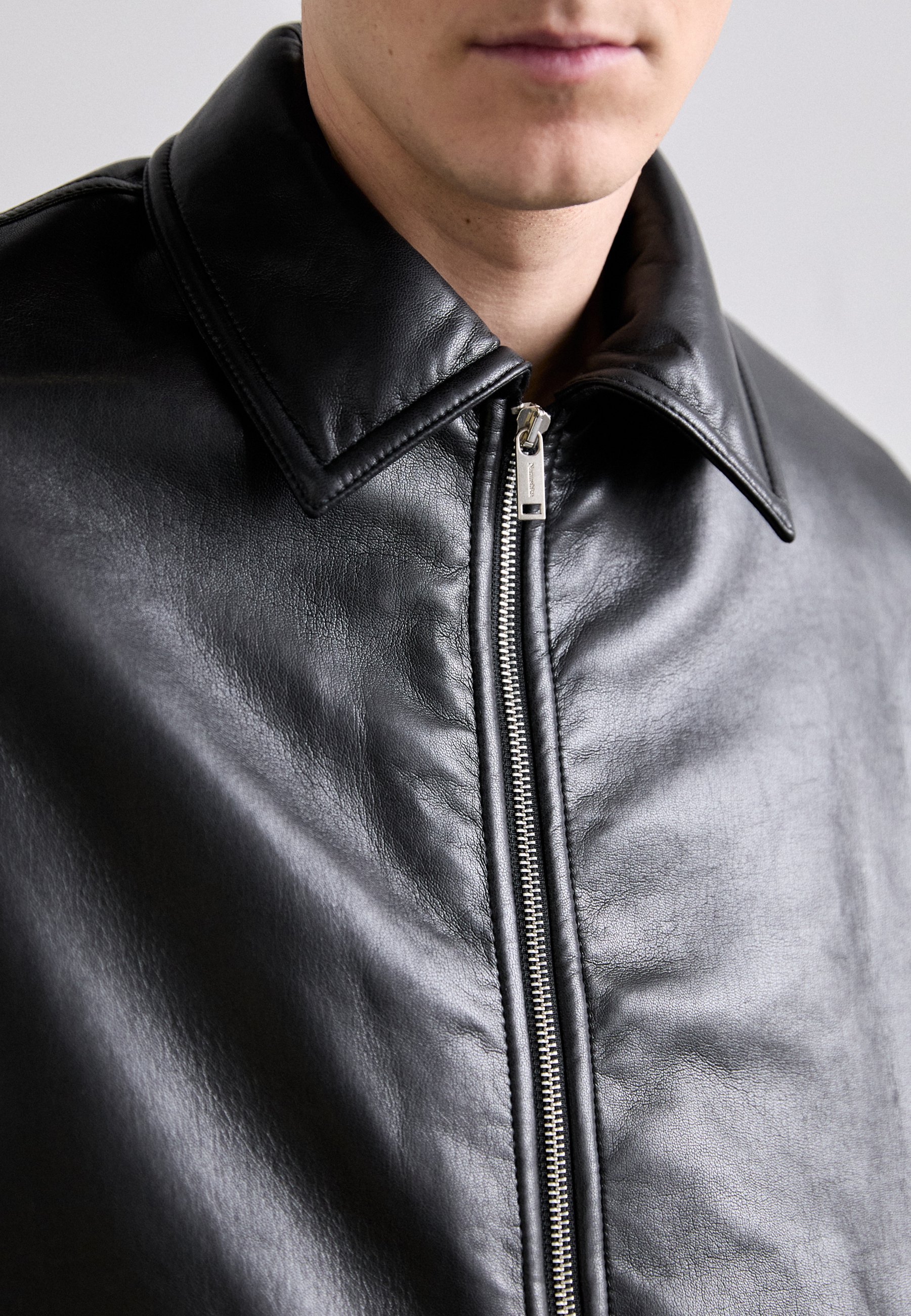 Nanushka TIMUR JACKETS - Bomberjack - zwart/crème