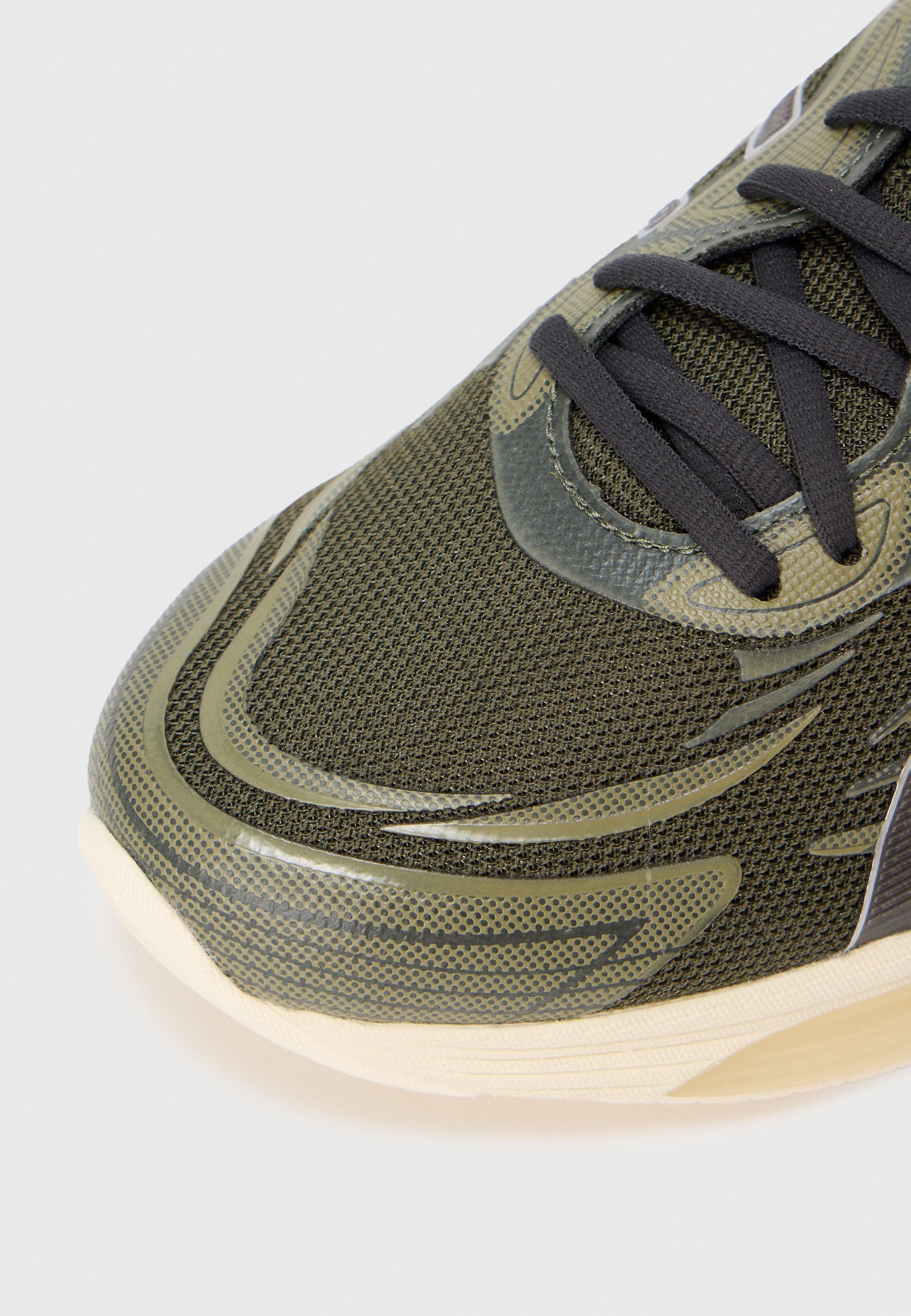 Tênis ASICS SportStyle de cano baixo