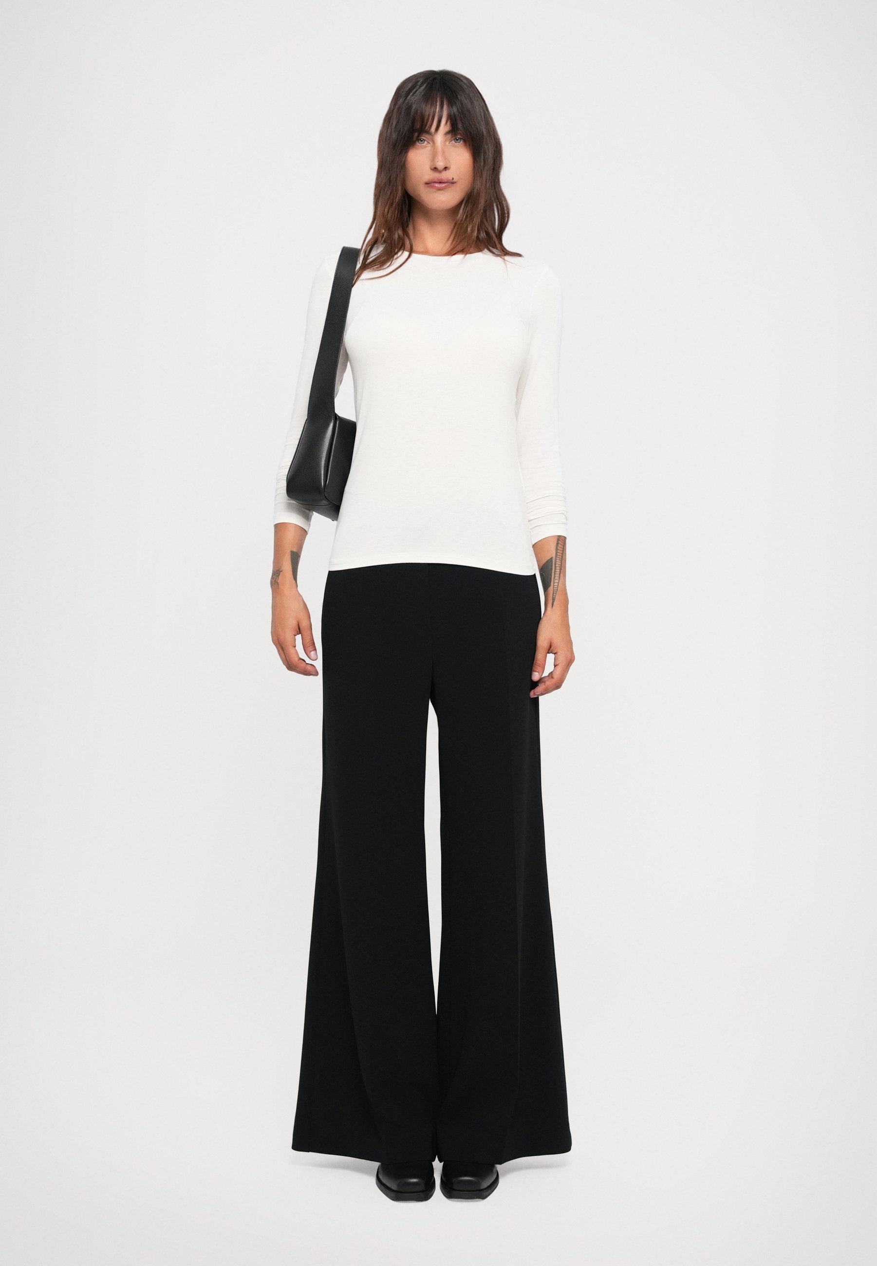 Tory Burch ROMY KLEINE SCHOUDERTAS - Handtas - zwart