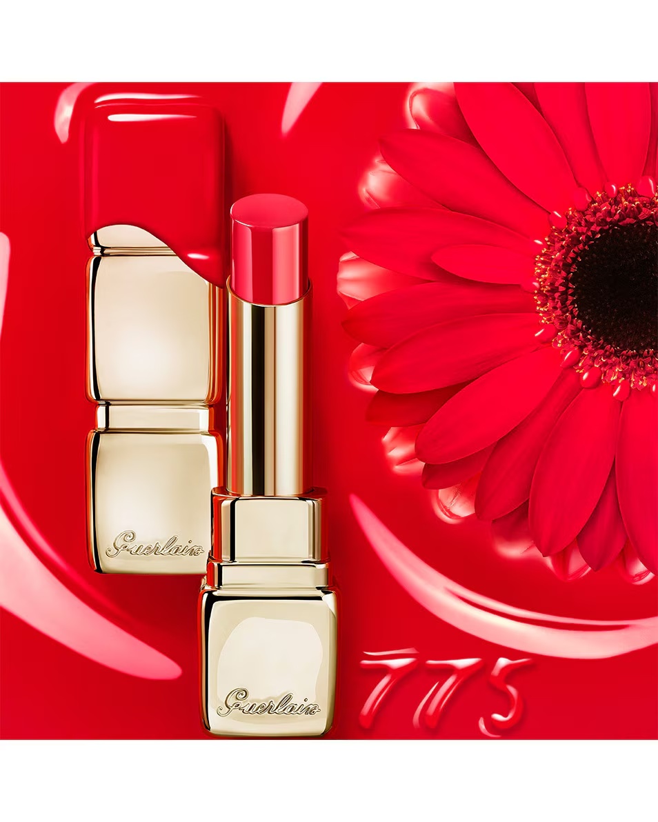Ruj Guerlain Kisskiss Shine Bloom - 95% derivat din ingrediente naturale