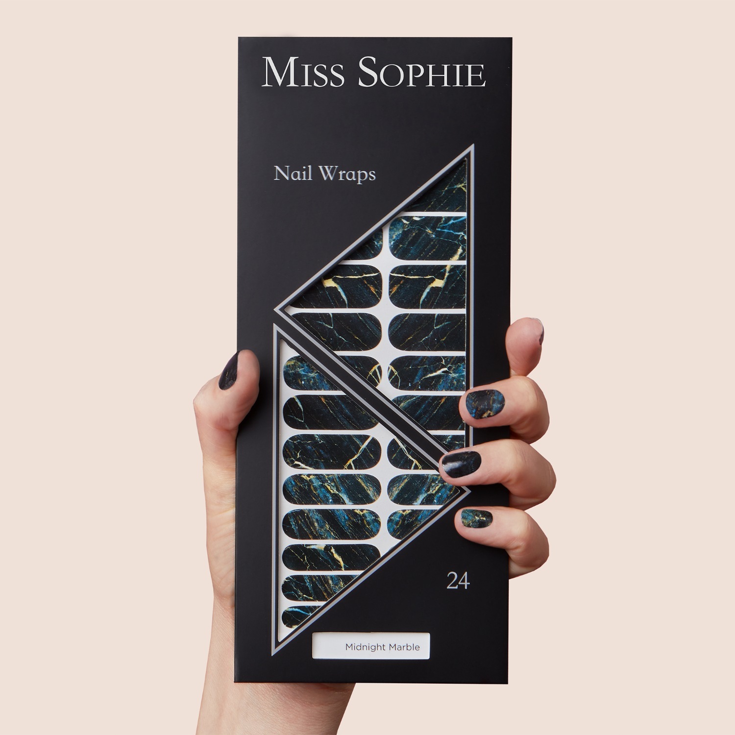 Dizajn nohtov Miss Sophie Polnočni marmor – 24 kosov