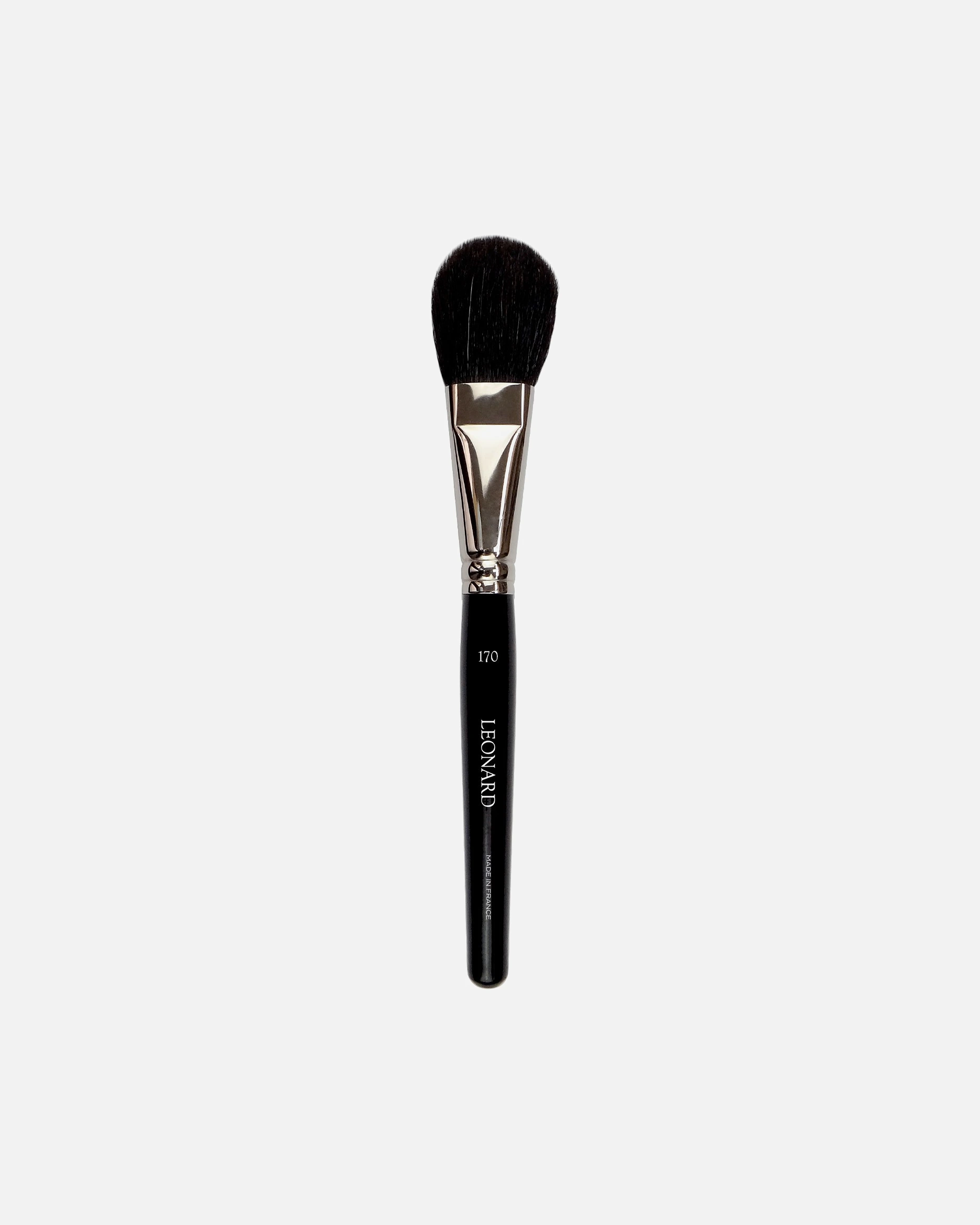 Leonard brushes Pinceau blush plat bombé