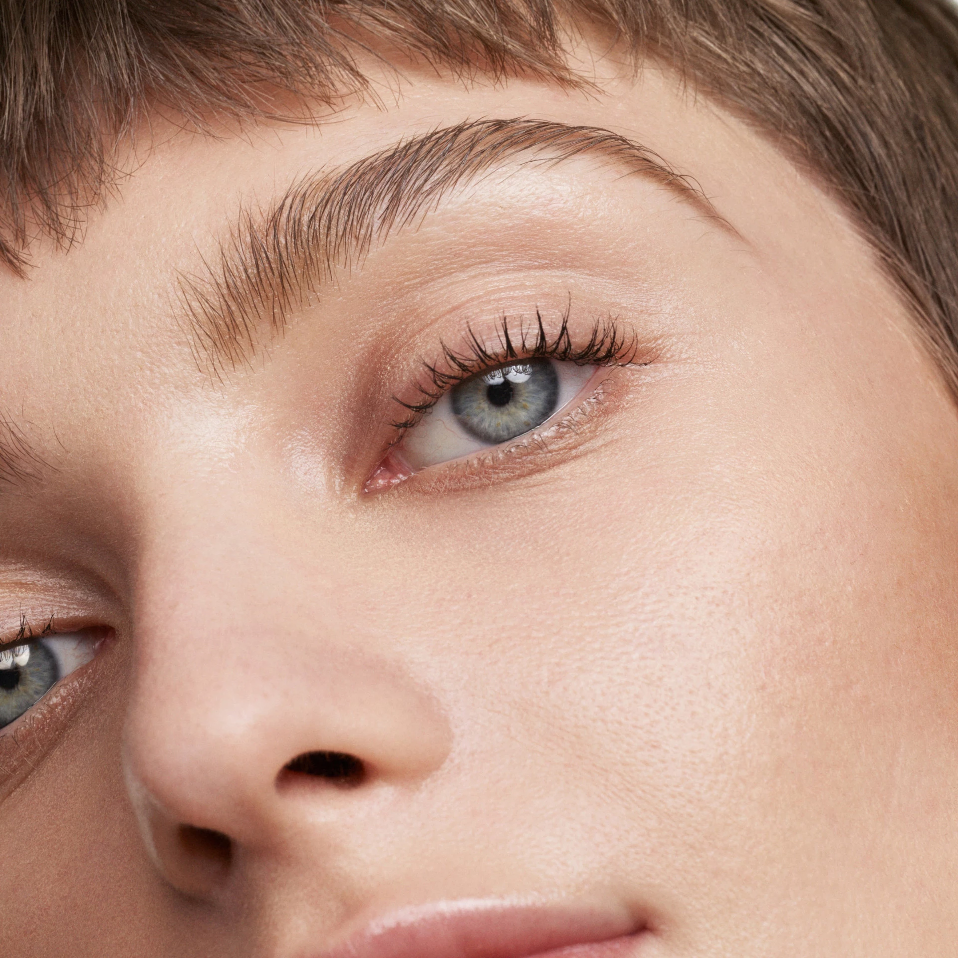Bright Fix szemkörnyékfény Seashell - Fenty Beauty