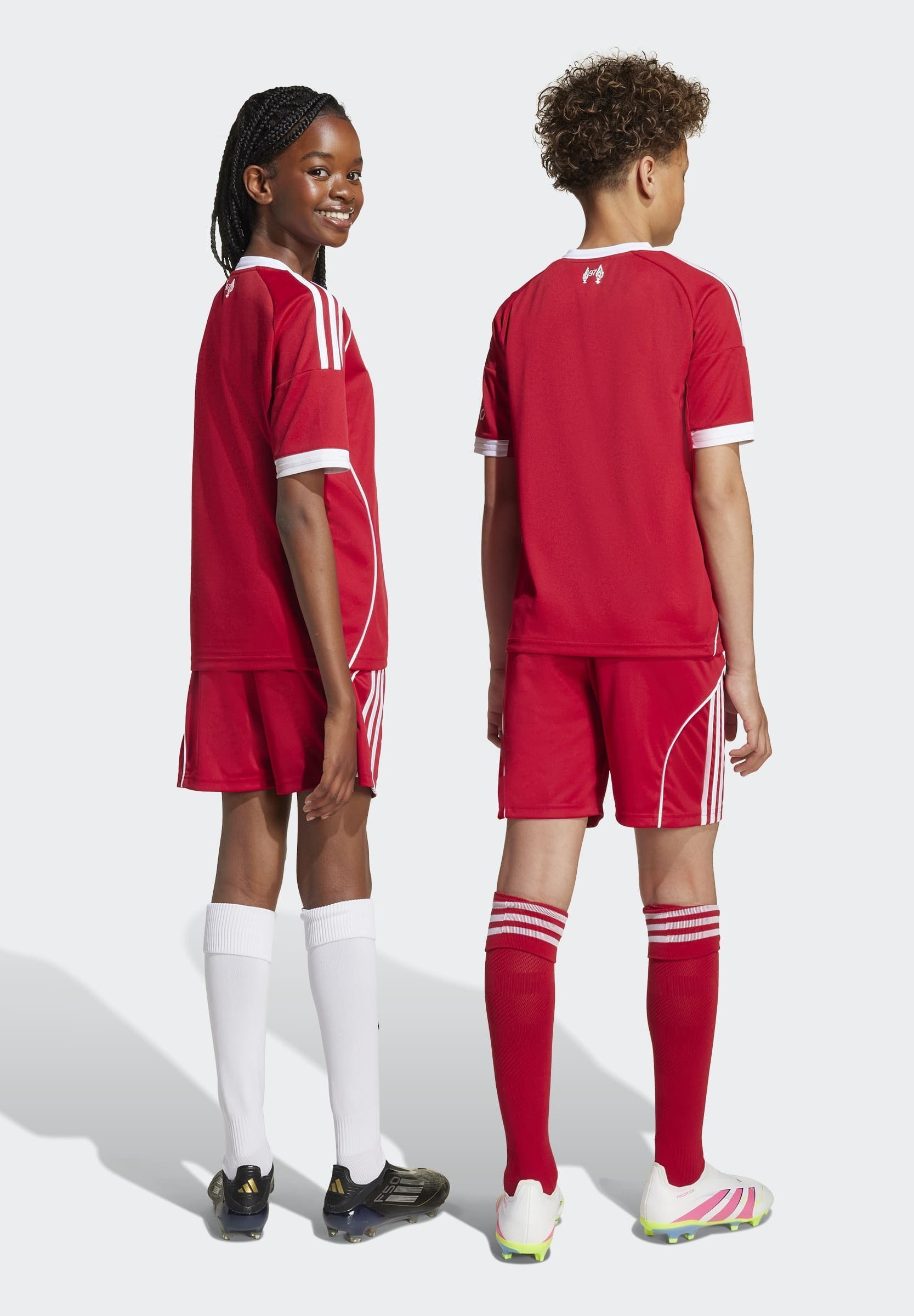 adidas Performance LIVERPOOL FC 25/26 DOMICILE - Short de sport - rouge fraise