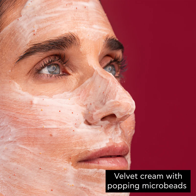 Máscara facial firmadora e antirrugas Apivita Express Beauty com aroma de uva.