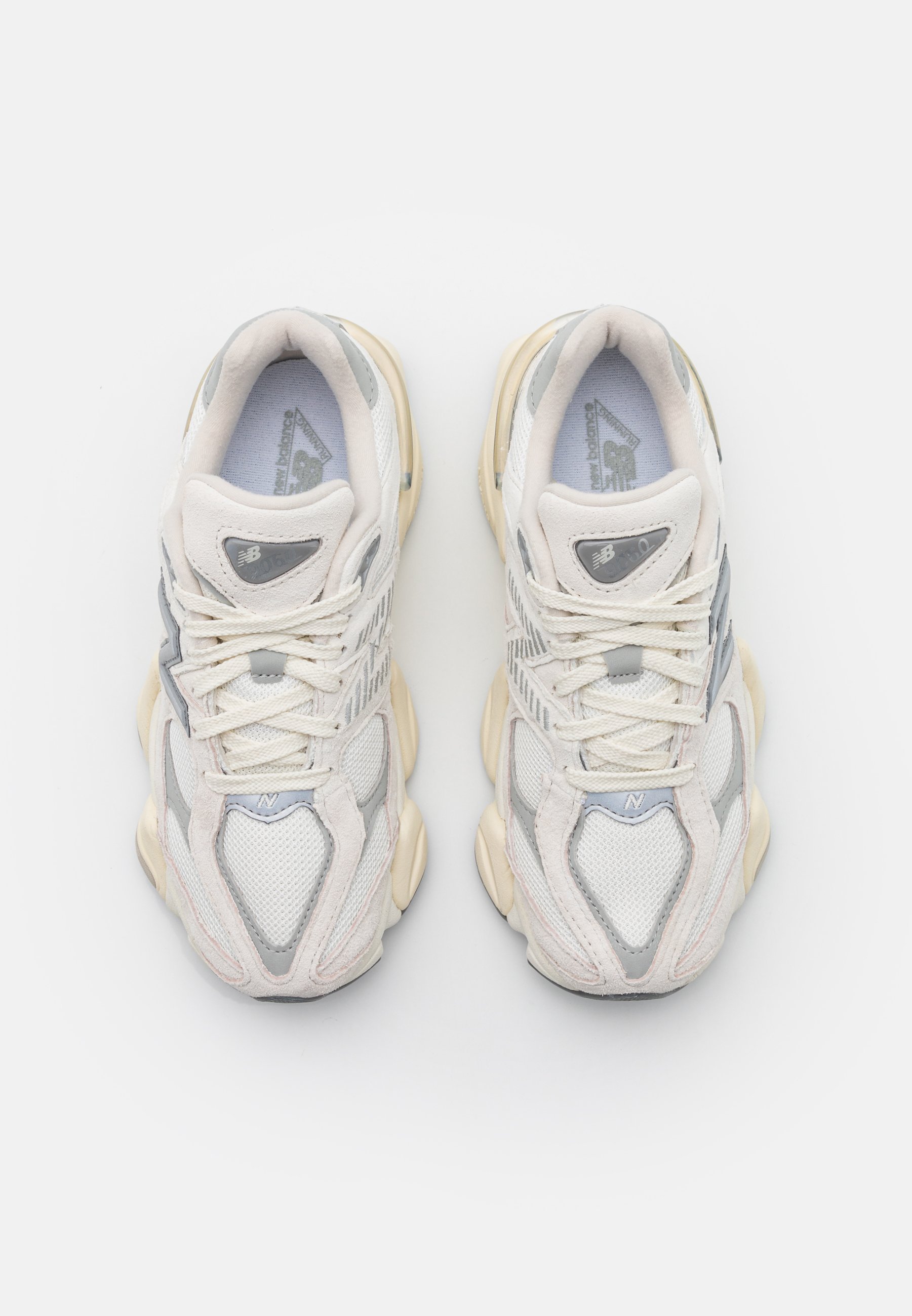 New Balance U9060 UNISEX - Trampki - białe