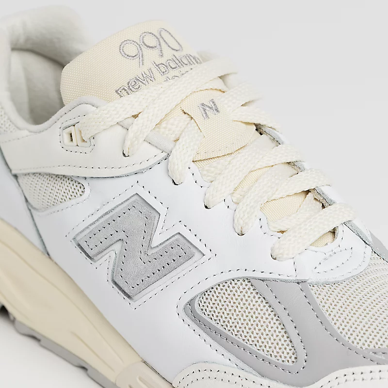 Męskie buty MADE in USA 990v2 – Sól morska z chmurą deszczową