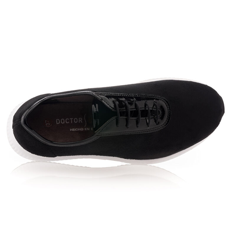 Zapatos cómodos para mujer, color negro.