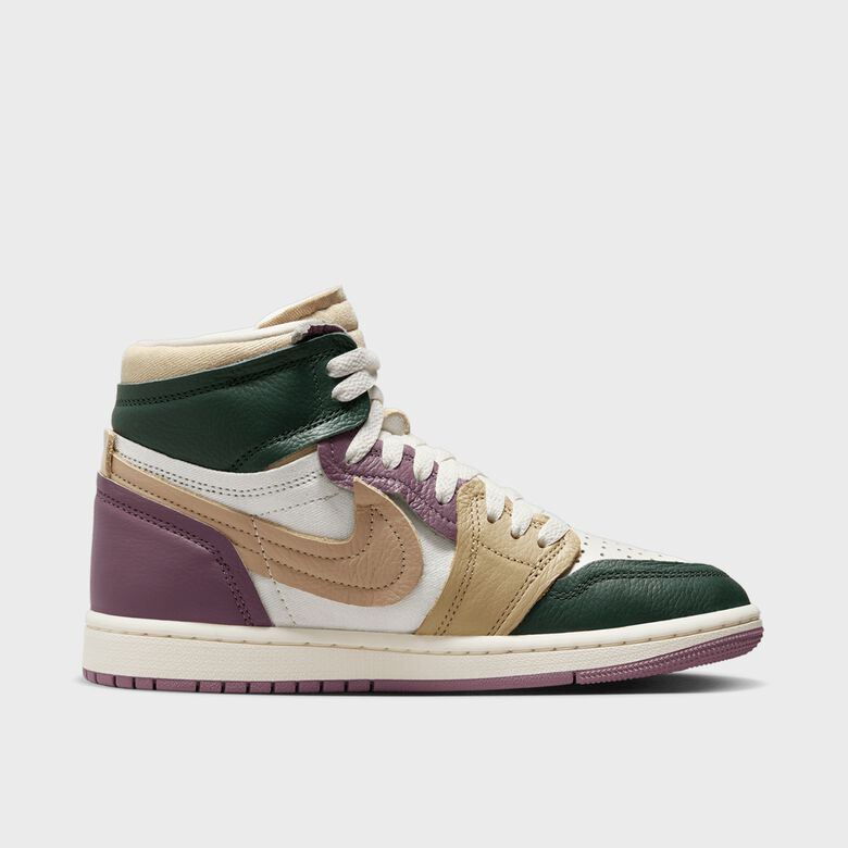 WMNS Air Jordan 1 MM High