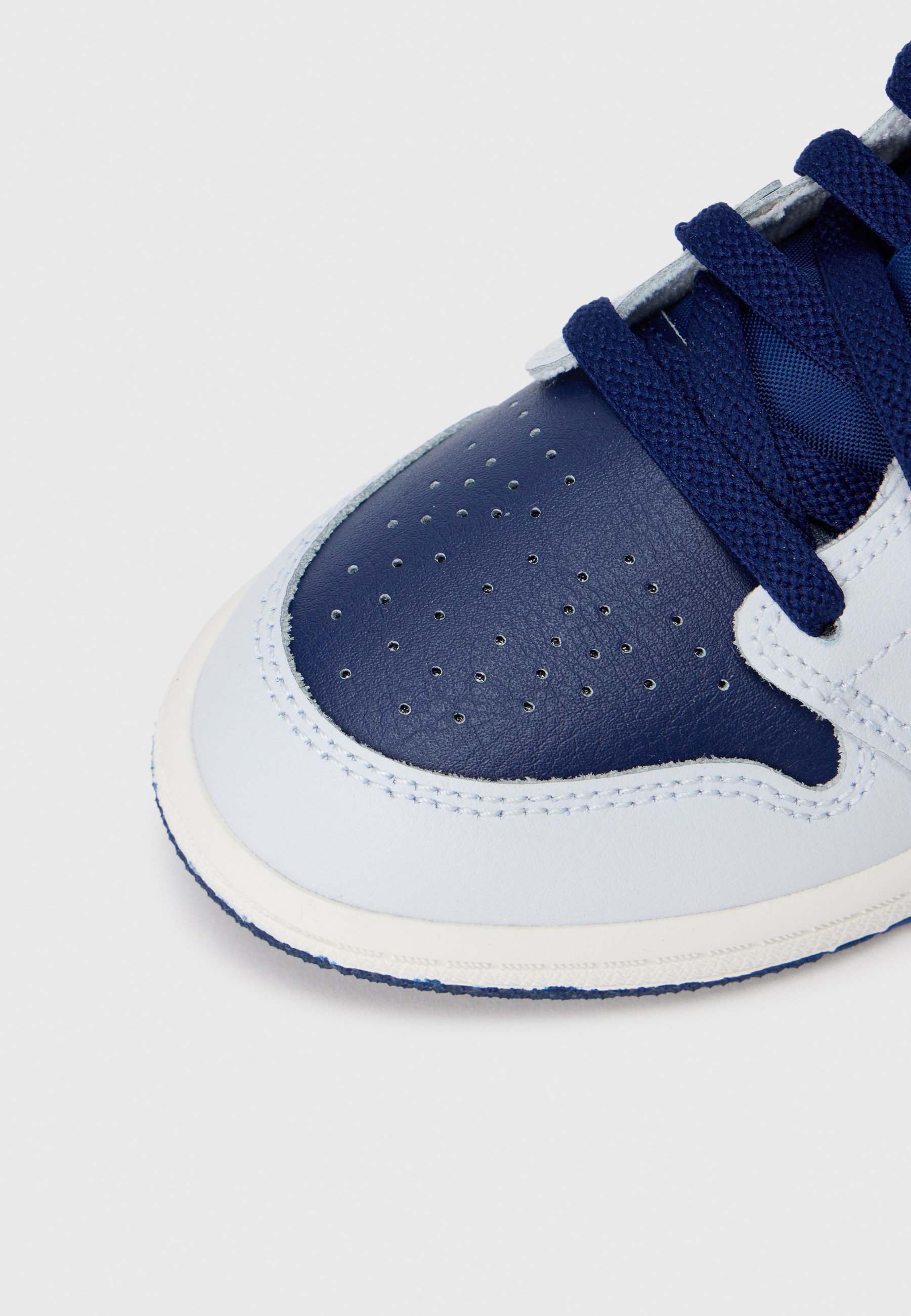 Jordan JORDAN 1 MID UNISEX - Baskets montantes - bleu vide/platine pur/blanc sommet/lave incandescente/bleu photo