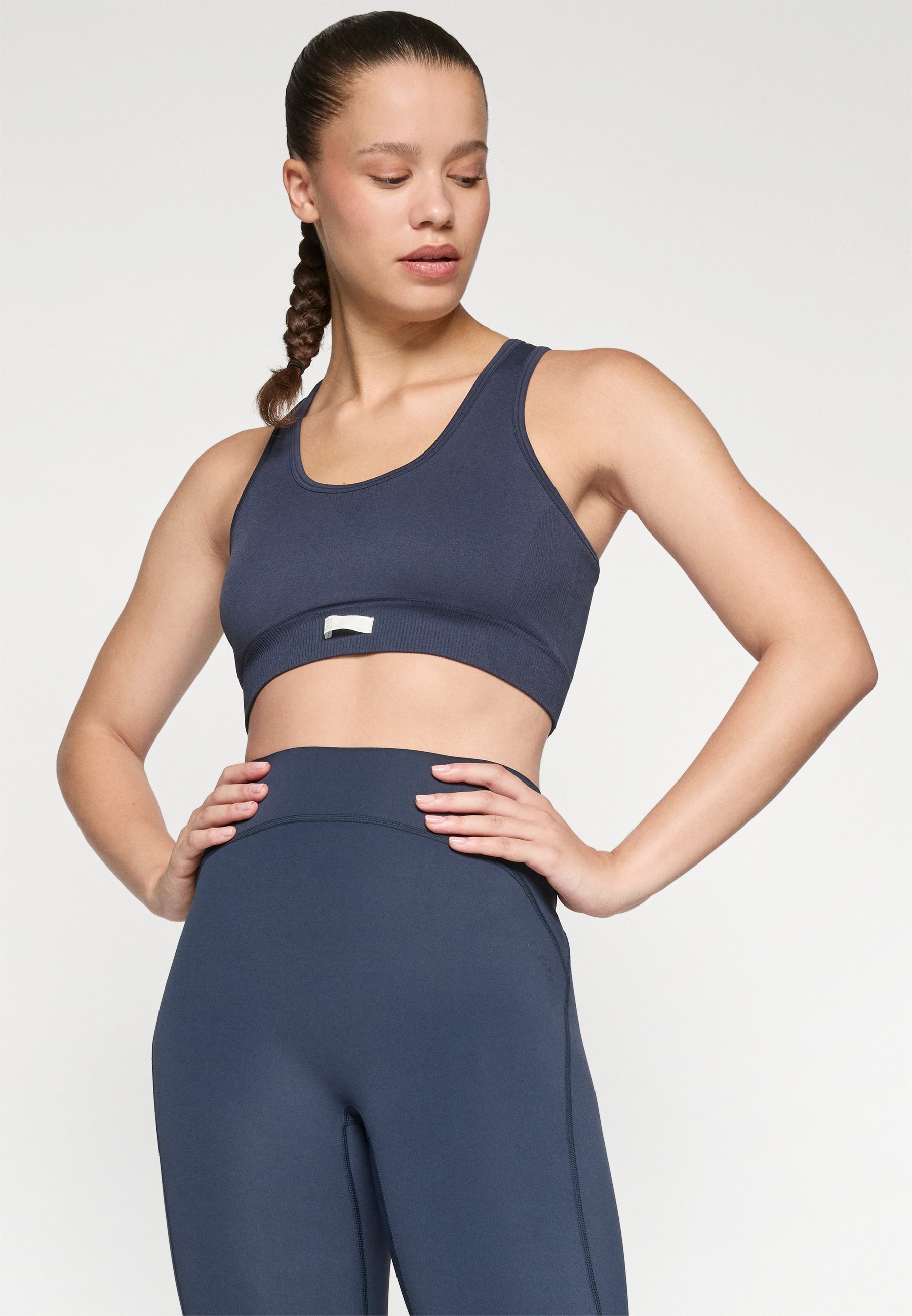 Björn Borg STUDIO SEAMLESS LOW BRA – Sport-BH mit leichter Stützwirkung – Outerspace