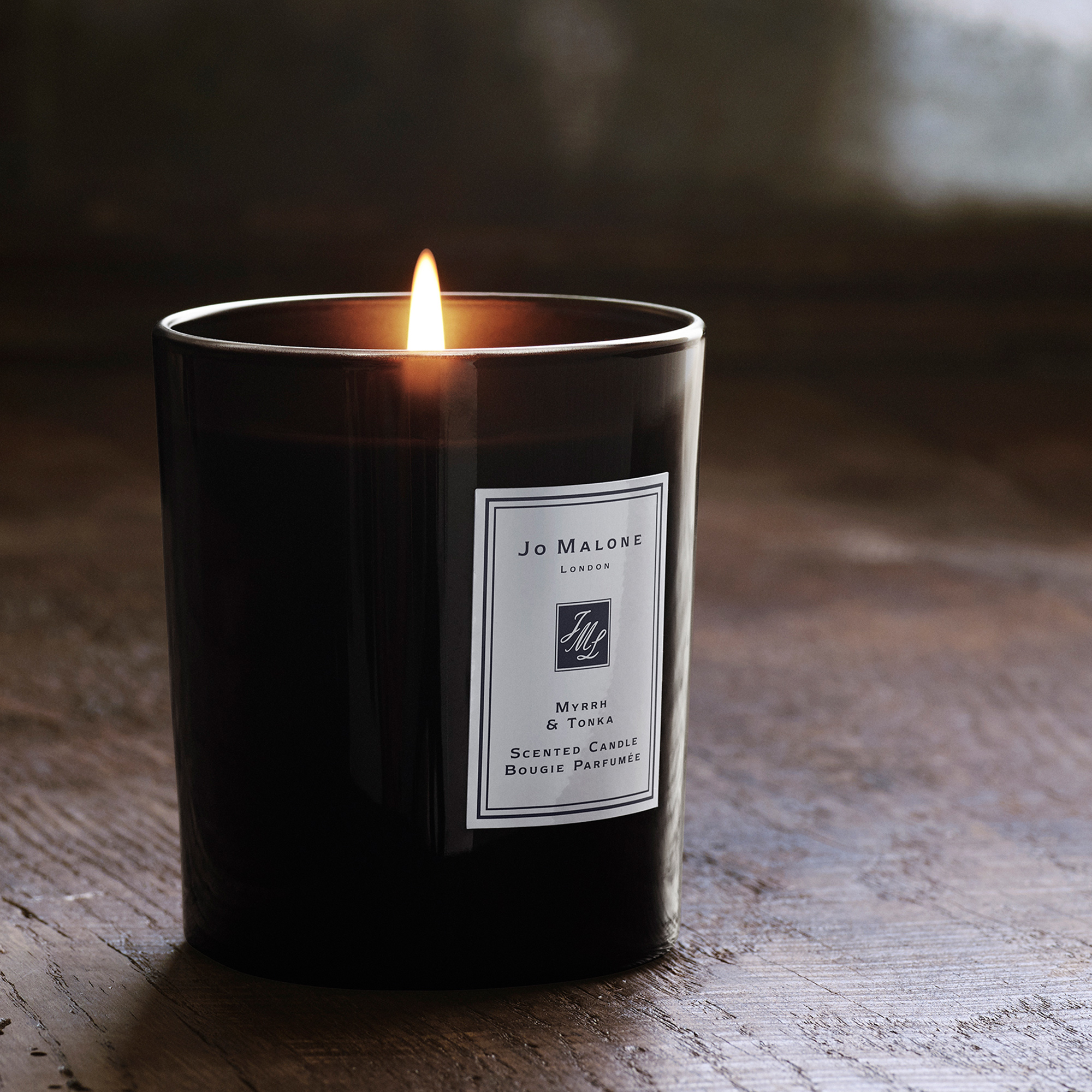 Mirha és Tonka illatú otthoni gyertya 200 g - Jo Malone London