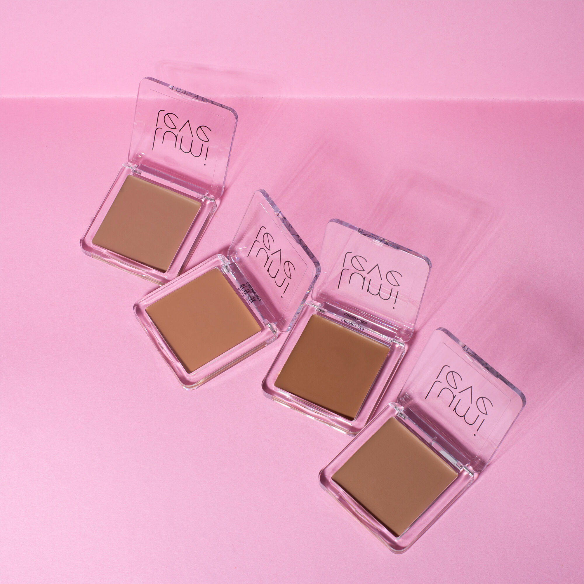 Lumileve kremni bronzer