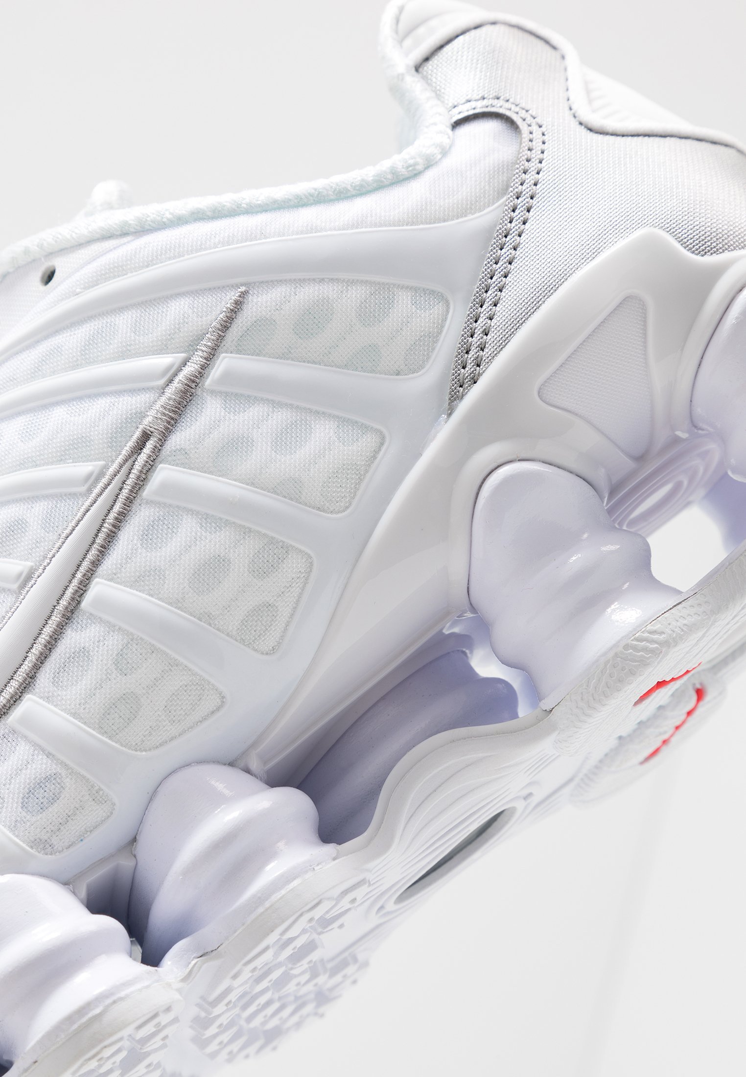 Nike Sportswear SHOX TL - Sneakers - wit/metallic zilver/max oranje