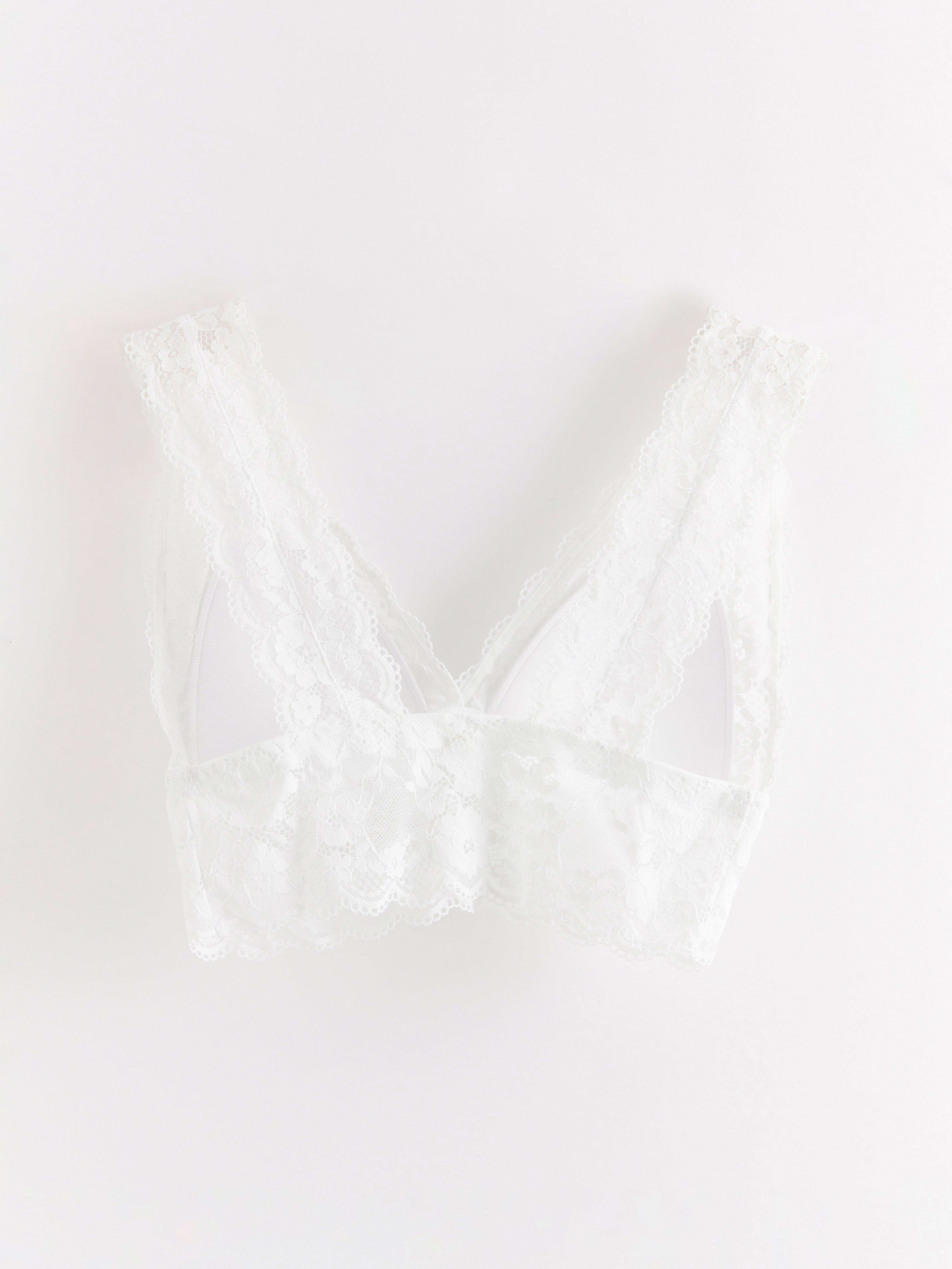 Bralette con encaje blanco