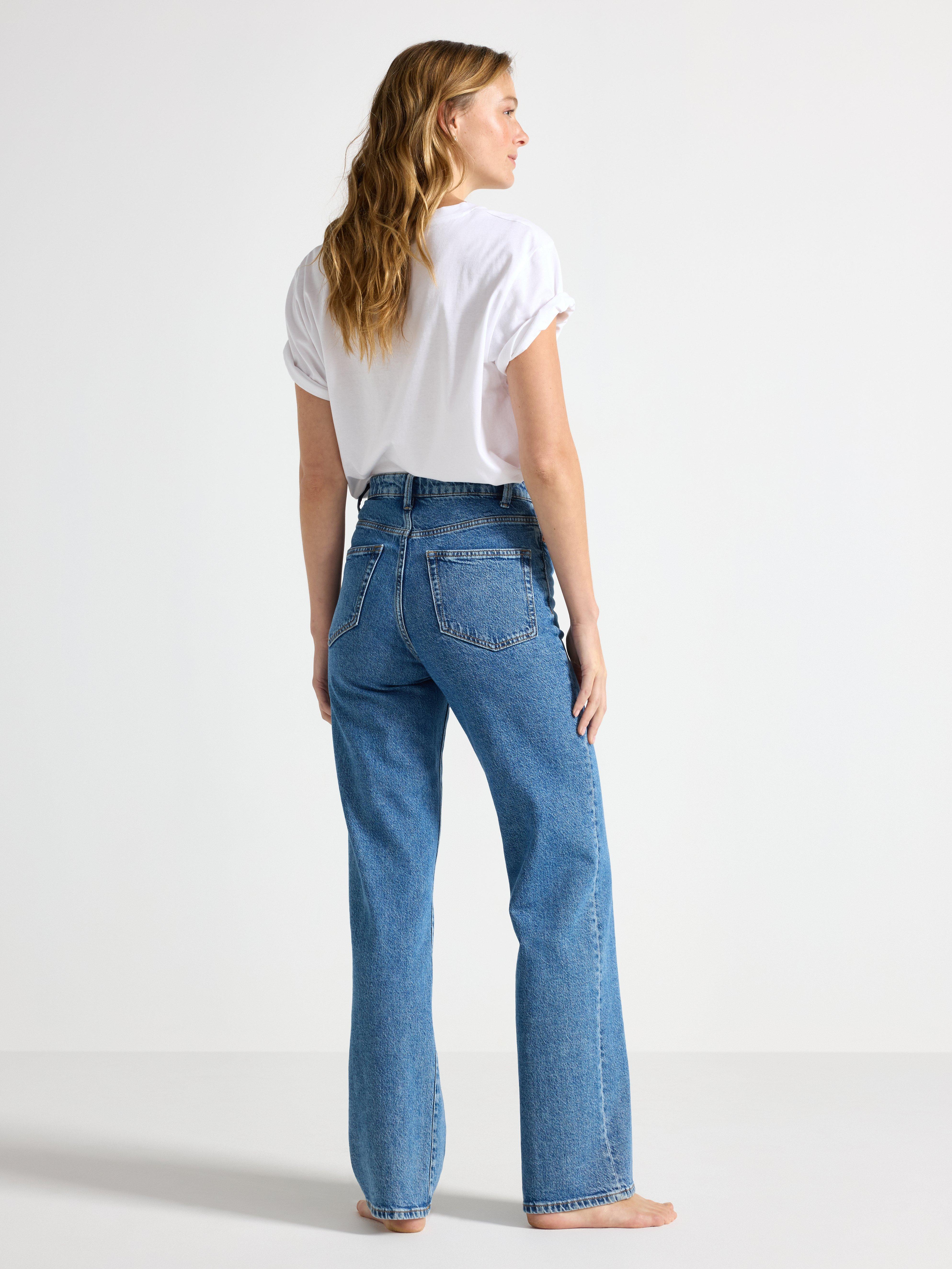 Calça jeans WIDE Hanna com leve elastano, azul denim.
