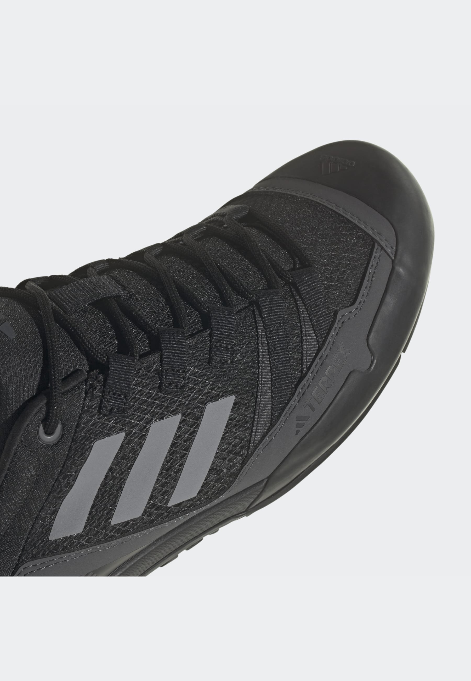 Adidas Terrex SWIFT SOLO 2.0 HIKING - Tenisky - core black/grey three/grey six