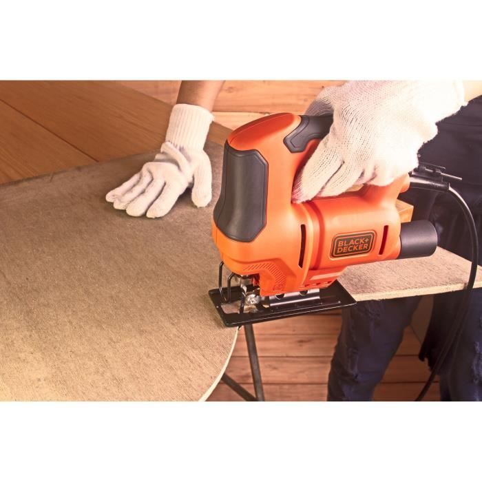 Scie sauteuse filaire - BLACK+DECKER - BES603-QS - 400W - course de 18mm - avec lame