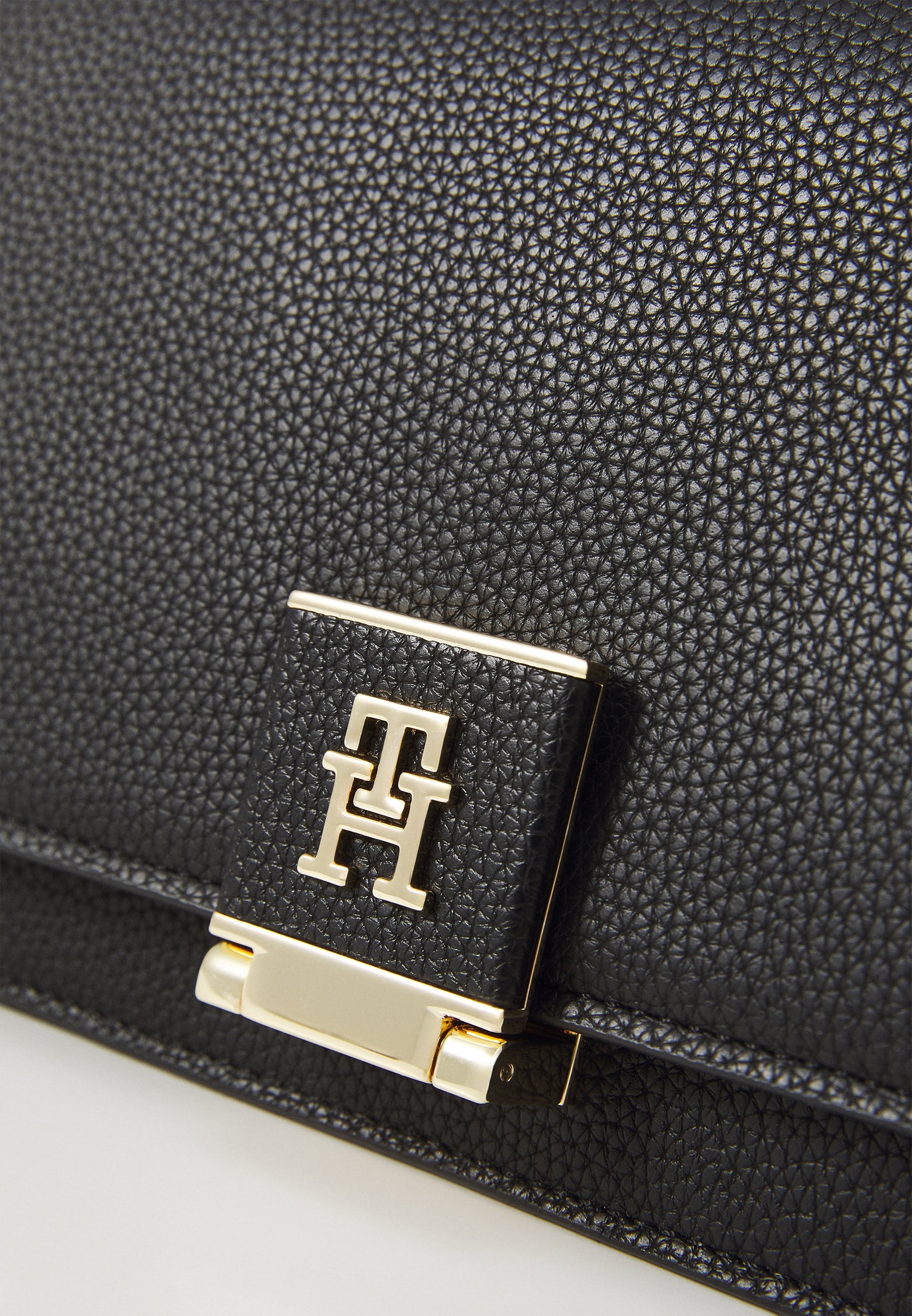 Tommy Hilfiger CROSSOVER - Handtas - zwart