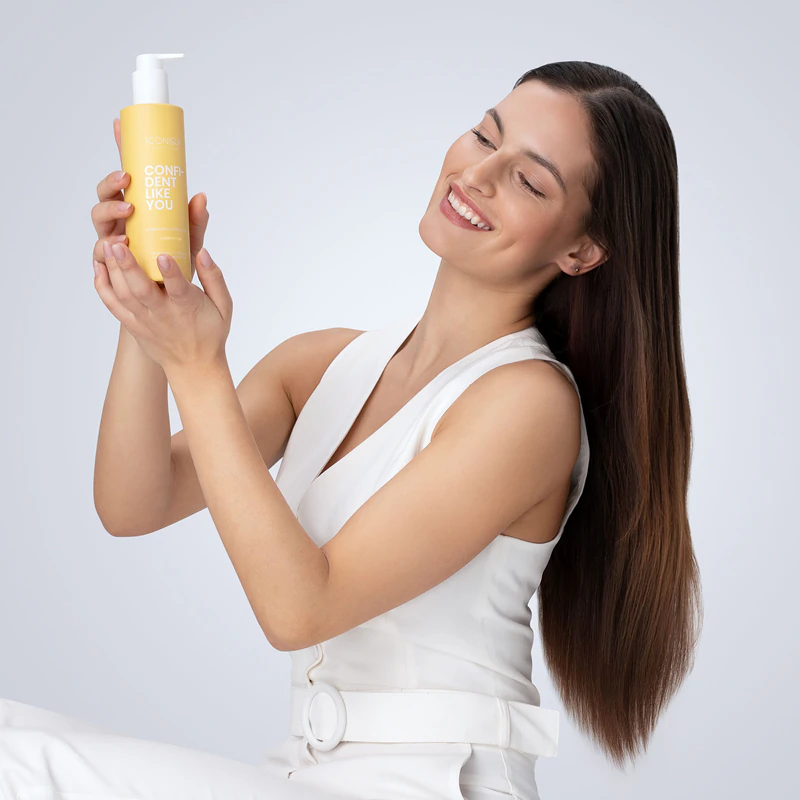ICONIQUE Professional CONFIDENT LIKE YOU Shampoo Antiqueda e Redutor de Cabelo