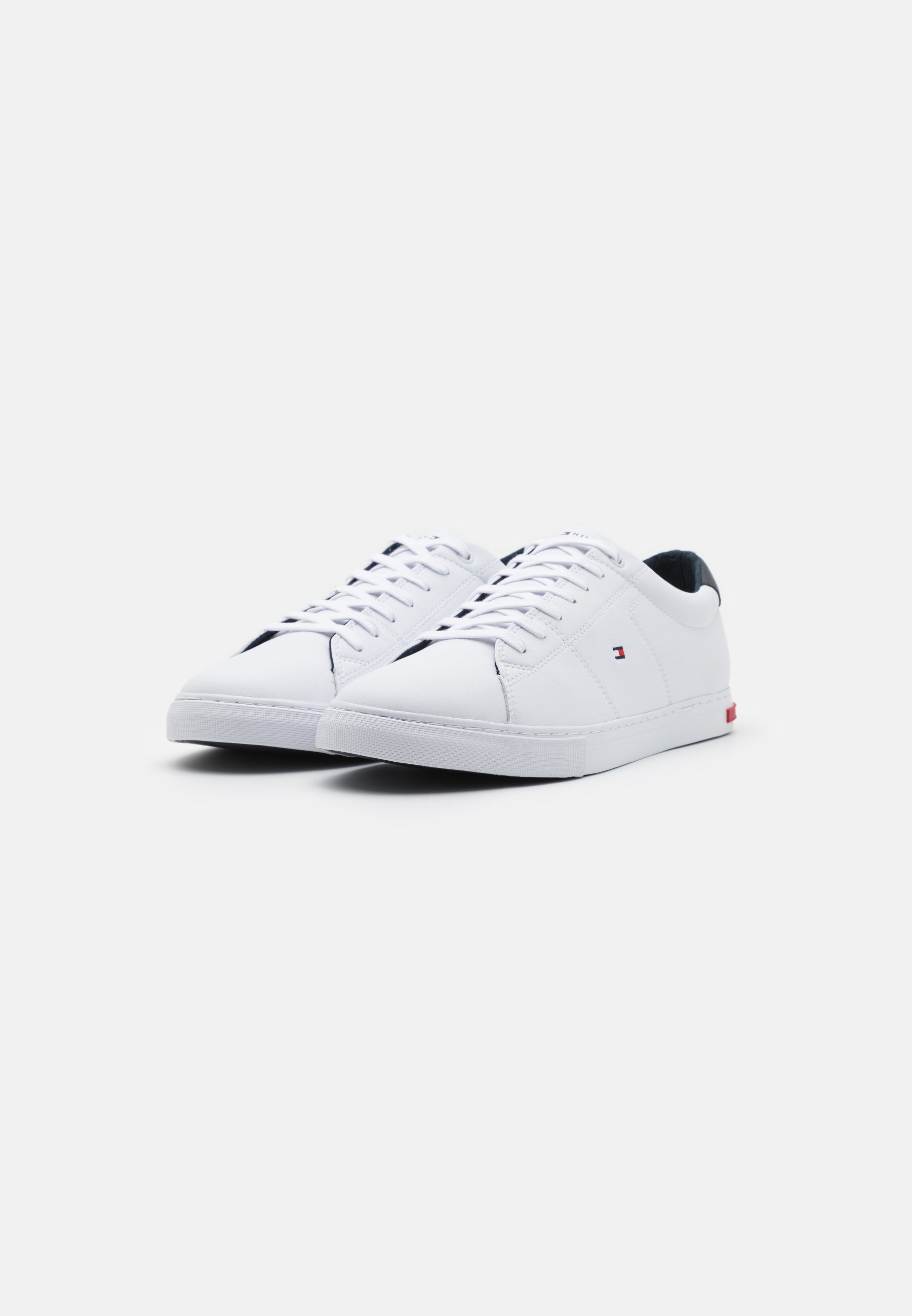 Tommy Hilfiger ESSENTIAL - Sneakers - wit