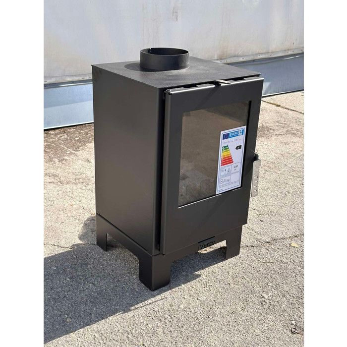 Poêle à Bois Verso 2L - 5 kW | Compacte, Efficace et Facile à Installer