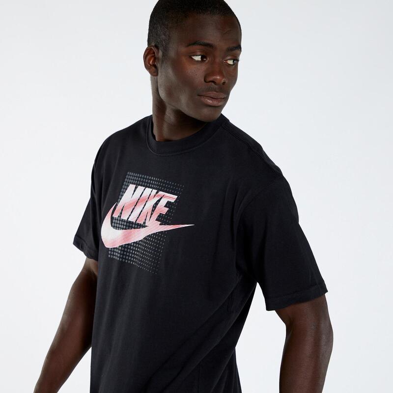 Nike 12.