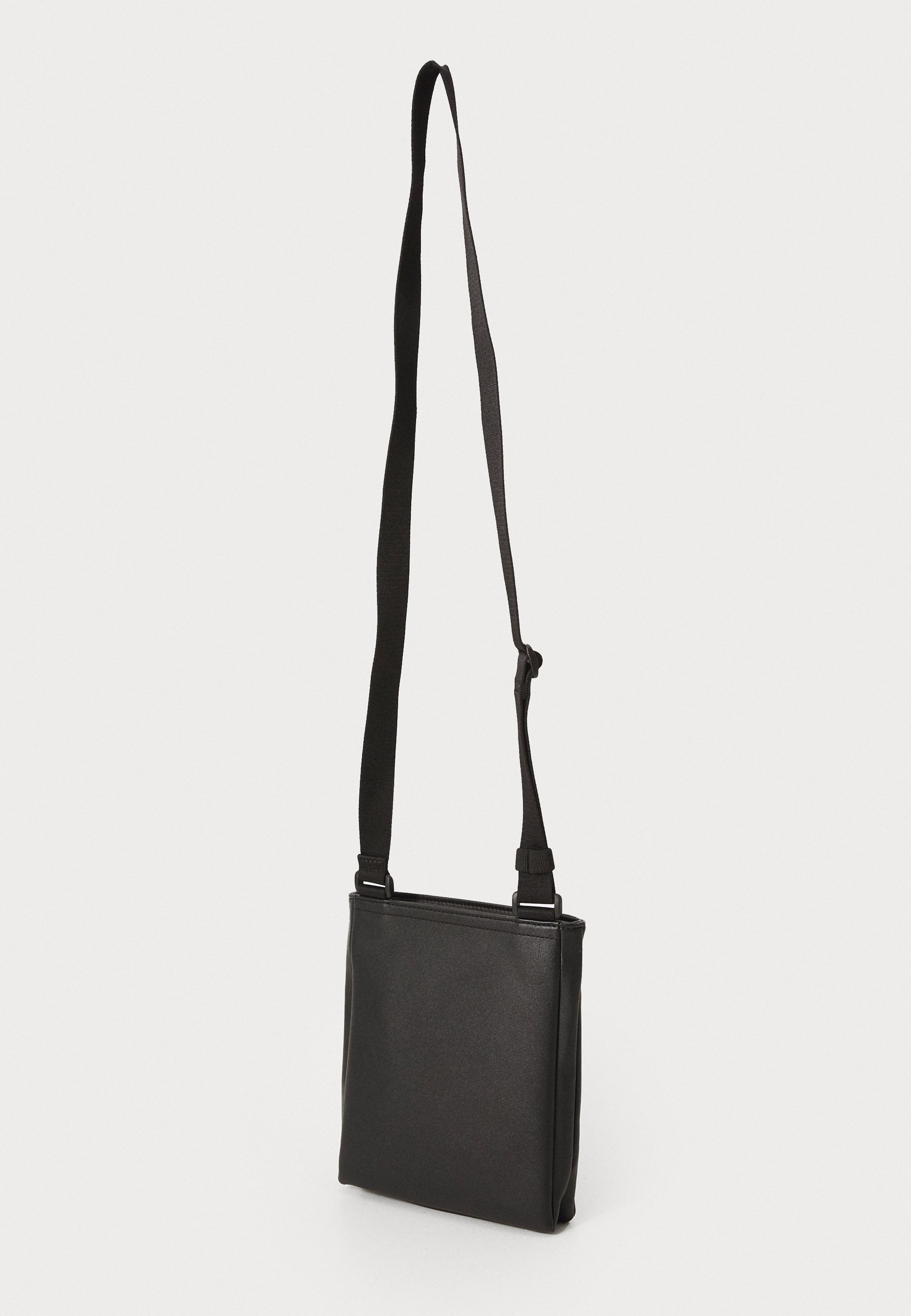 Calvin Klein Jeans MONO LOGO FLAT PACK - Crossbodytas - zwart