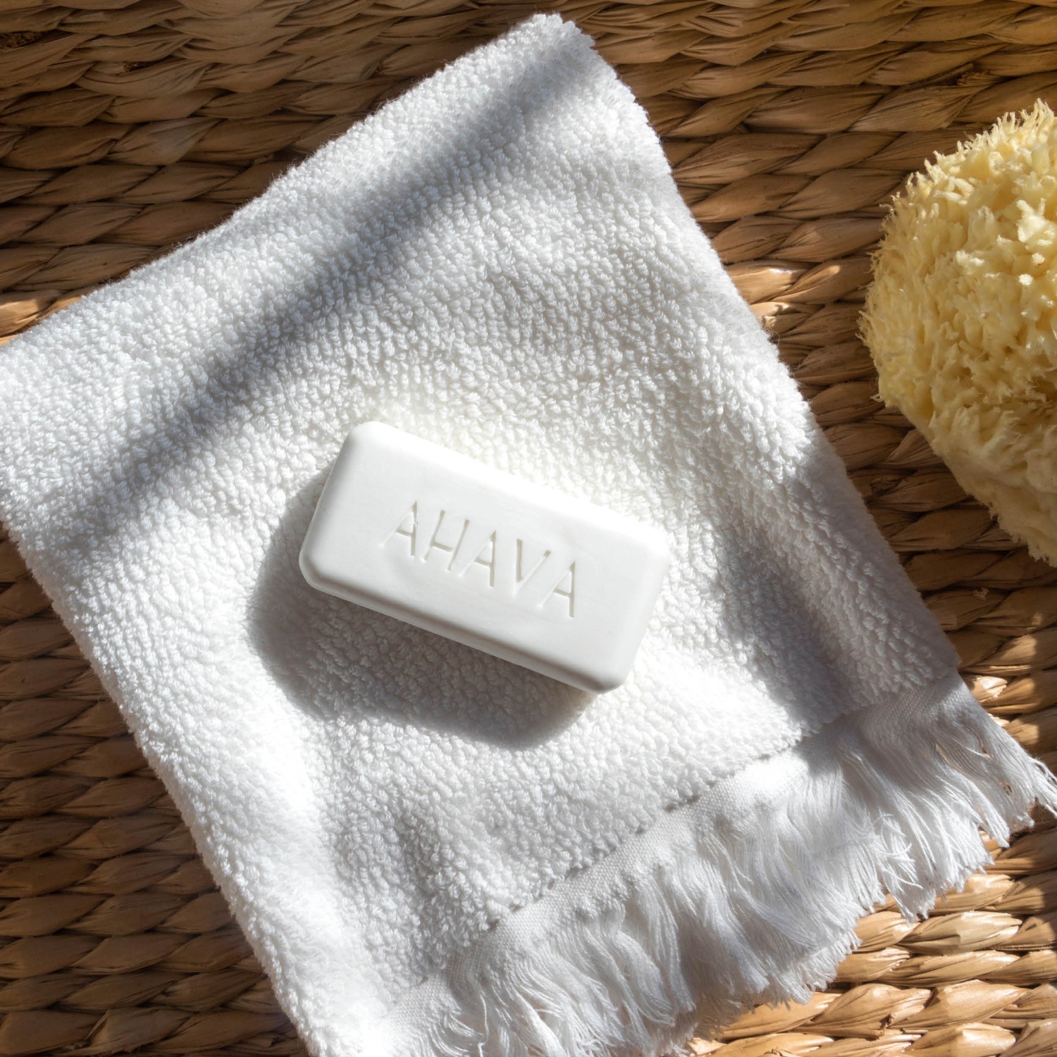 AHAVA Duo Double Moisturizing Salt Soap r
