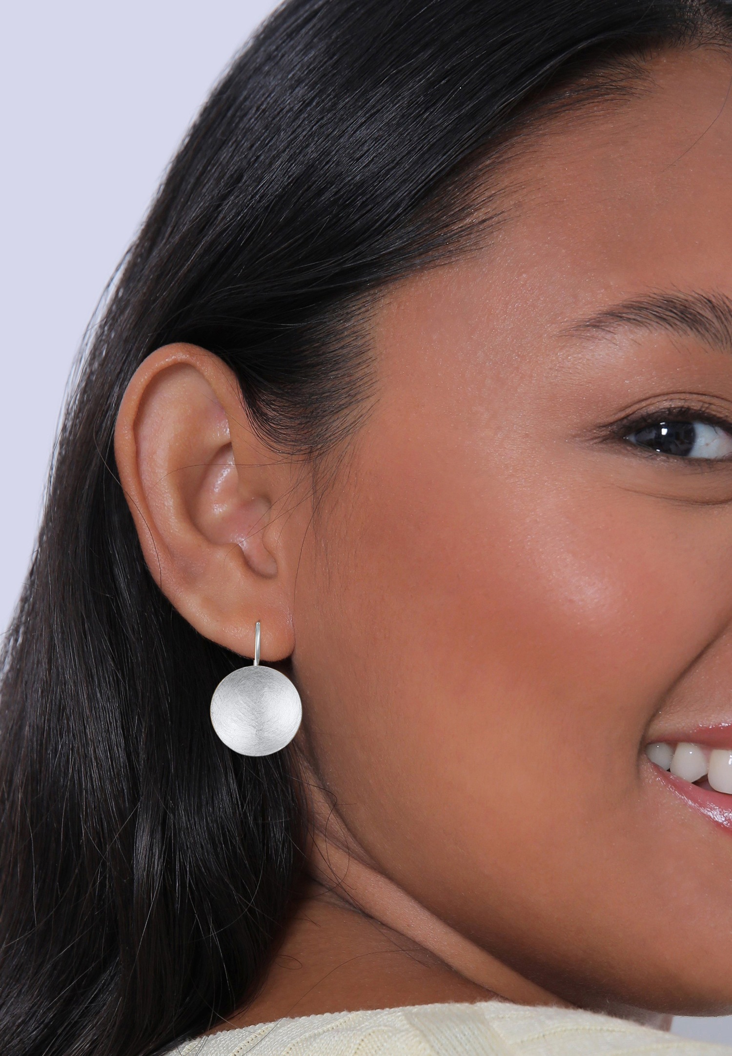 Nenalina en argent boucles d'oreilles dames rondes avec surfaces brossées