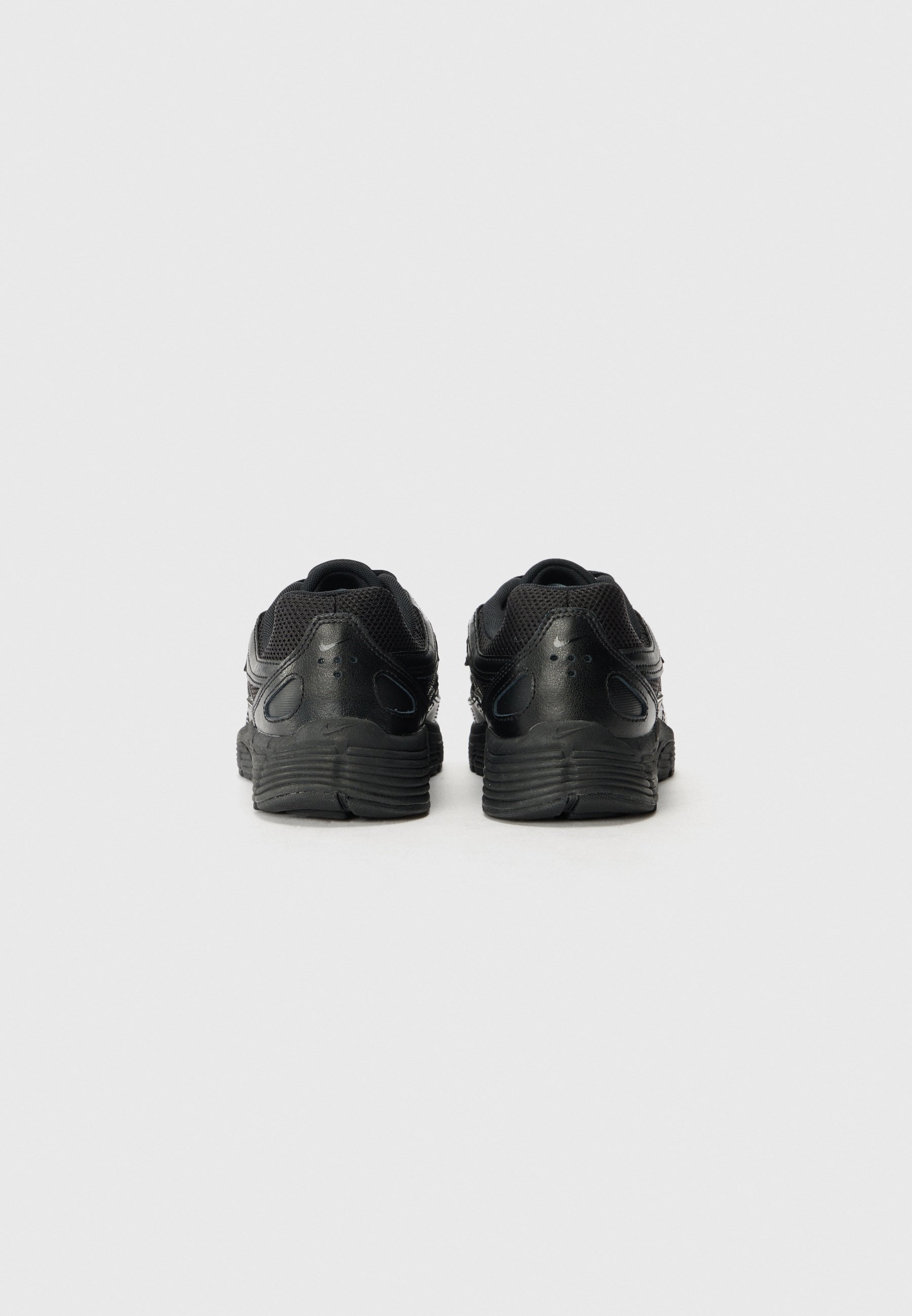 Tênis Nike Sportswear P 6000 UNISSEX - Preto