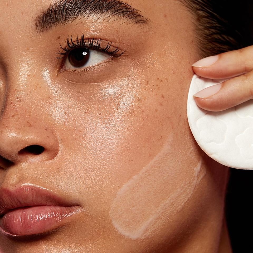 KYLIE COSMETICS Lait Tonique à la vanille