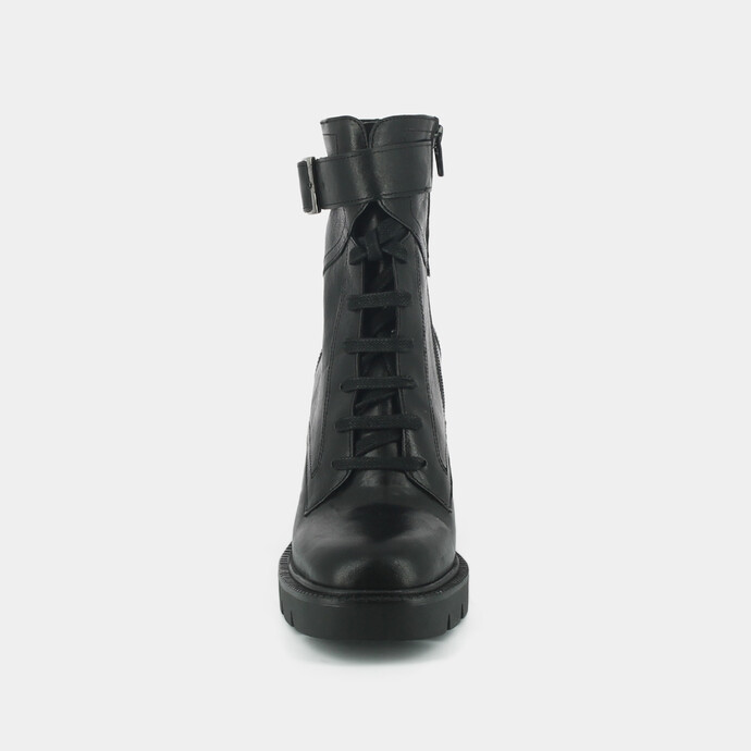 Boots à lacets, semelles crantées et talons  cuir vieilli noir