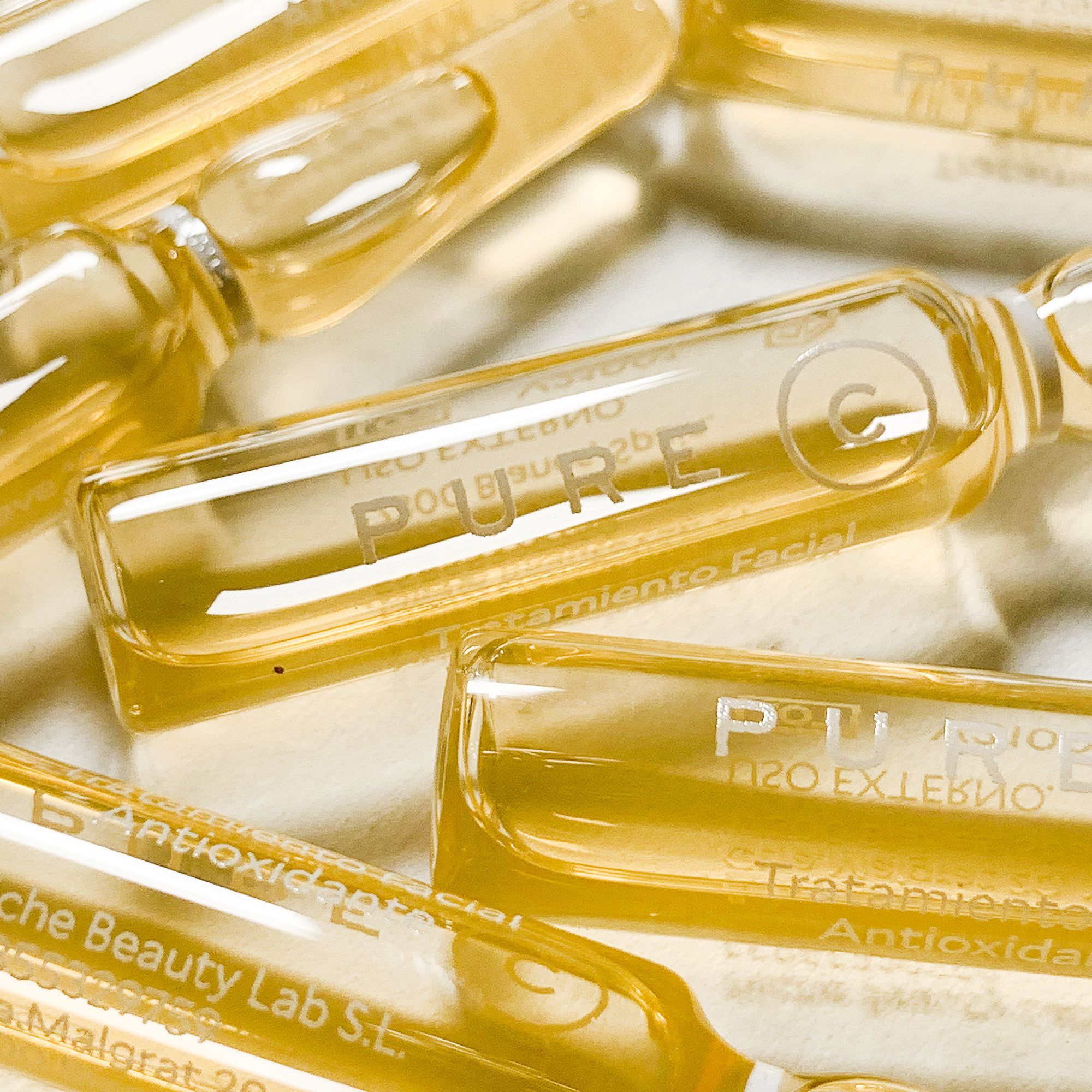Pure C ampule 20% vitamina C antioksidativni tretman Kreme protiv bora i starenja