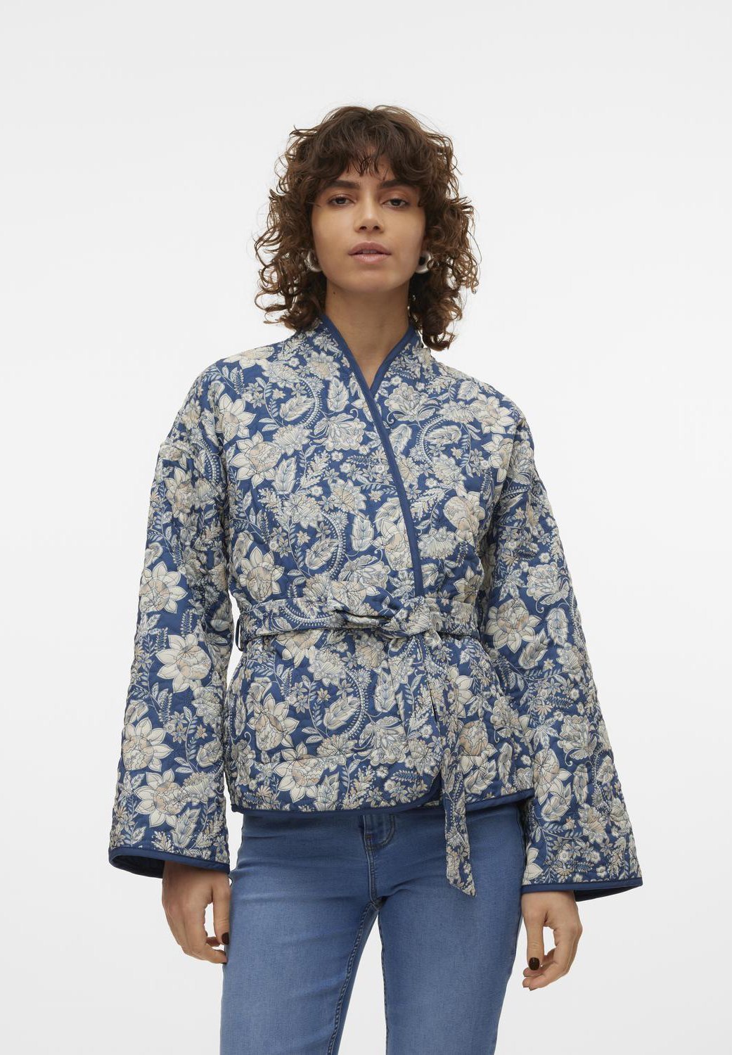 Vero Moda VMJANE REVERSIBLE ZEBRA PRINT - Giacca leggera - blu scuro