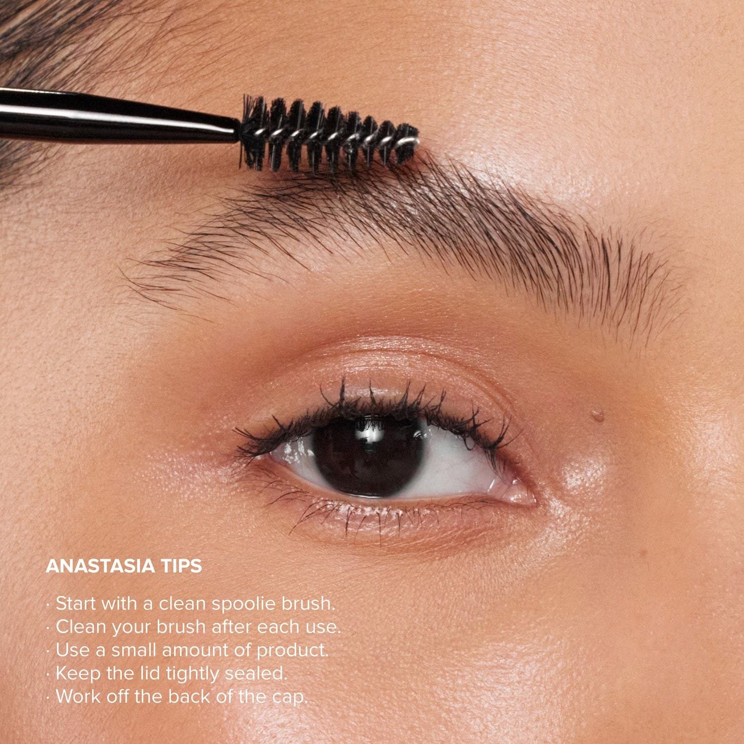 Anastasia Beverly Hills uzacu krēms 