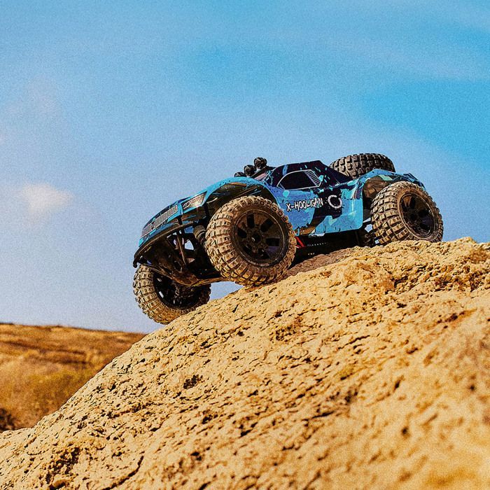 OVERMAX Hooligan Grande voiture télécommandée rapide, échelle 1:10, vitesse 35 km/h, portée 100 mètres, transmission 4x4, 40 min