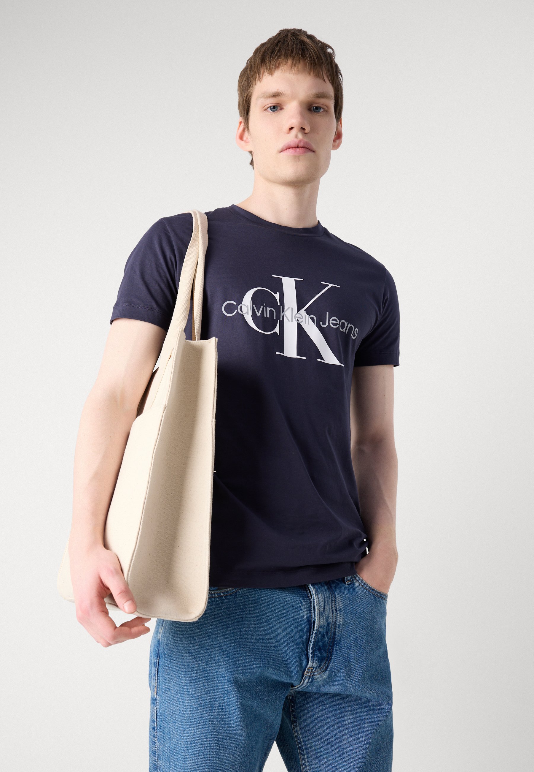 Calvin Klein Jeans CORE MONOGRAM SLIM T-shirt - T-shirt met print - nachtelijke hemel