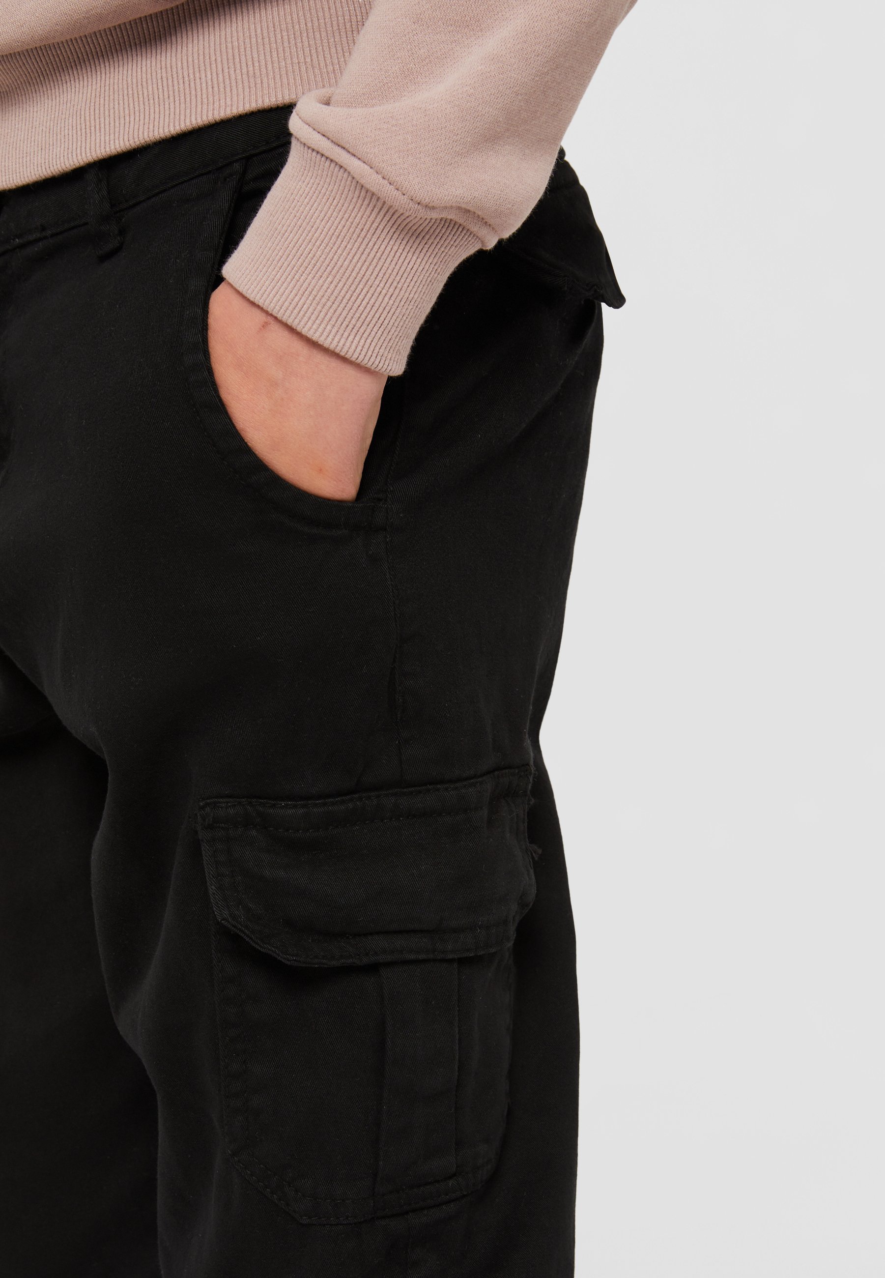 Urban Classics HIGH WAIST - Pantaloni cargo - negru