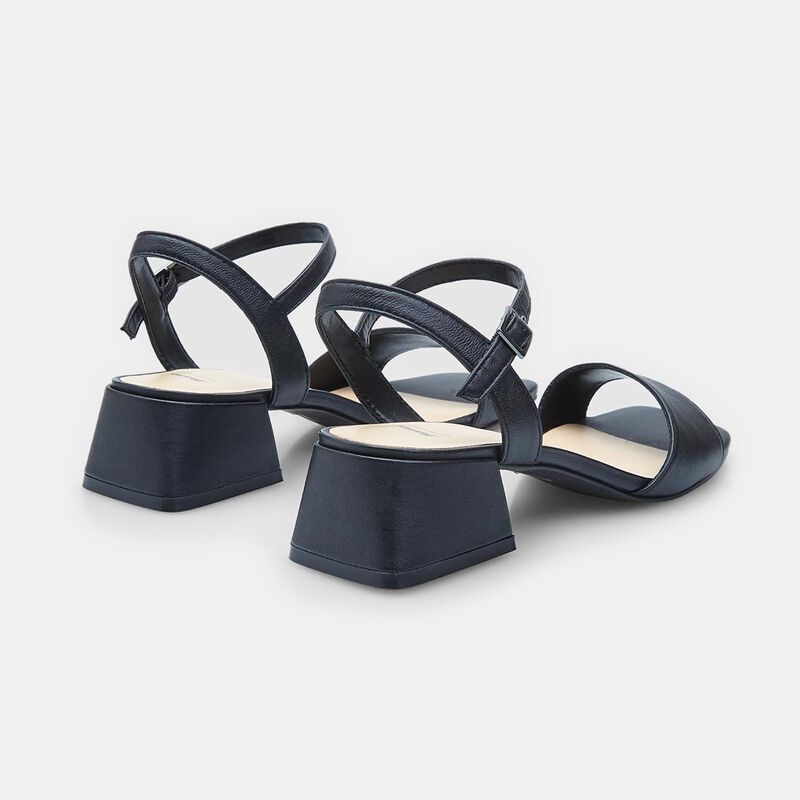 BATA damessandalen met hak van leer