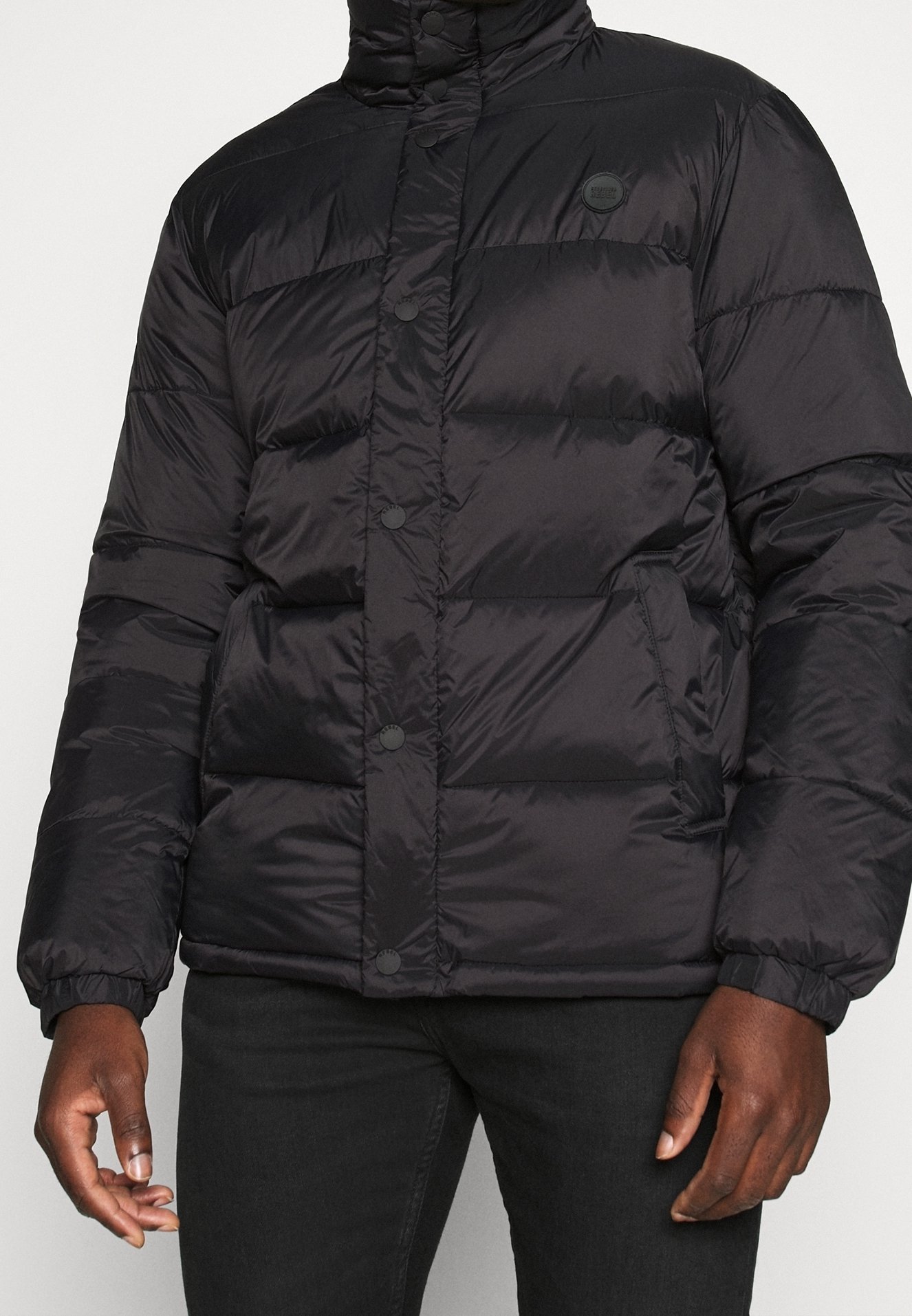 Redefined Rebel Winterjacke – schwarz