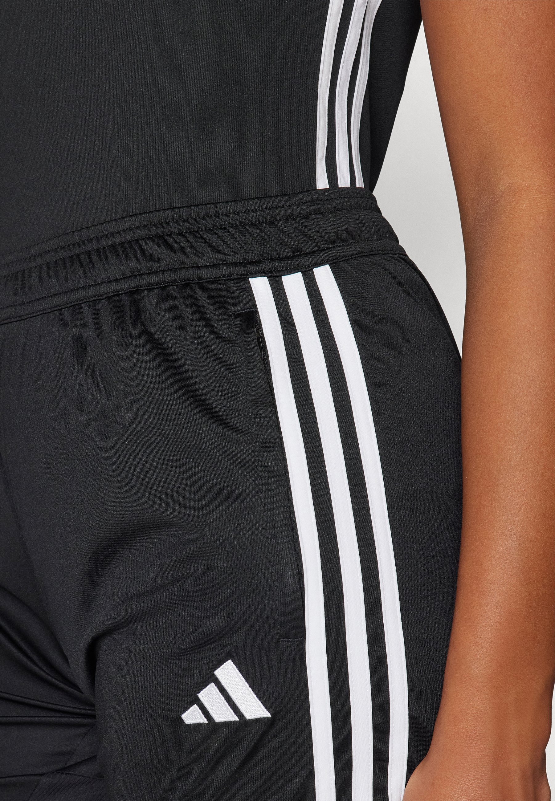 adidas Performance TIRO 25 ESSENTIALS - Sportshorts - zwart/wit