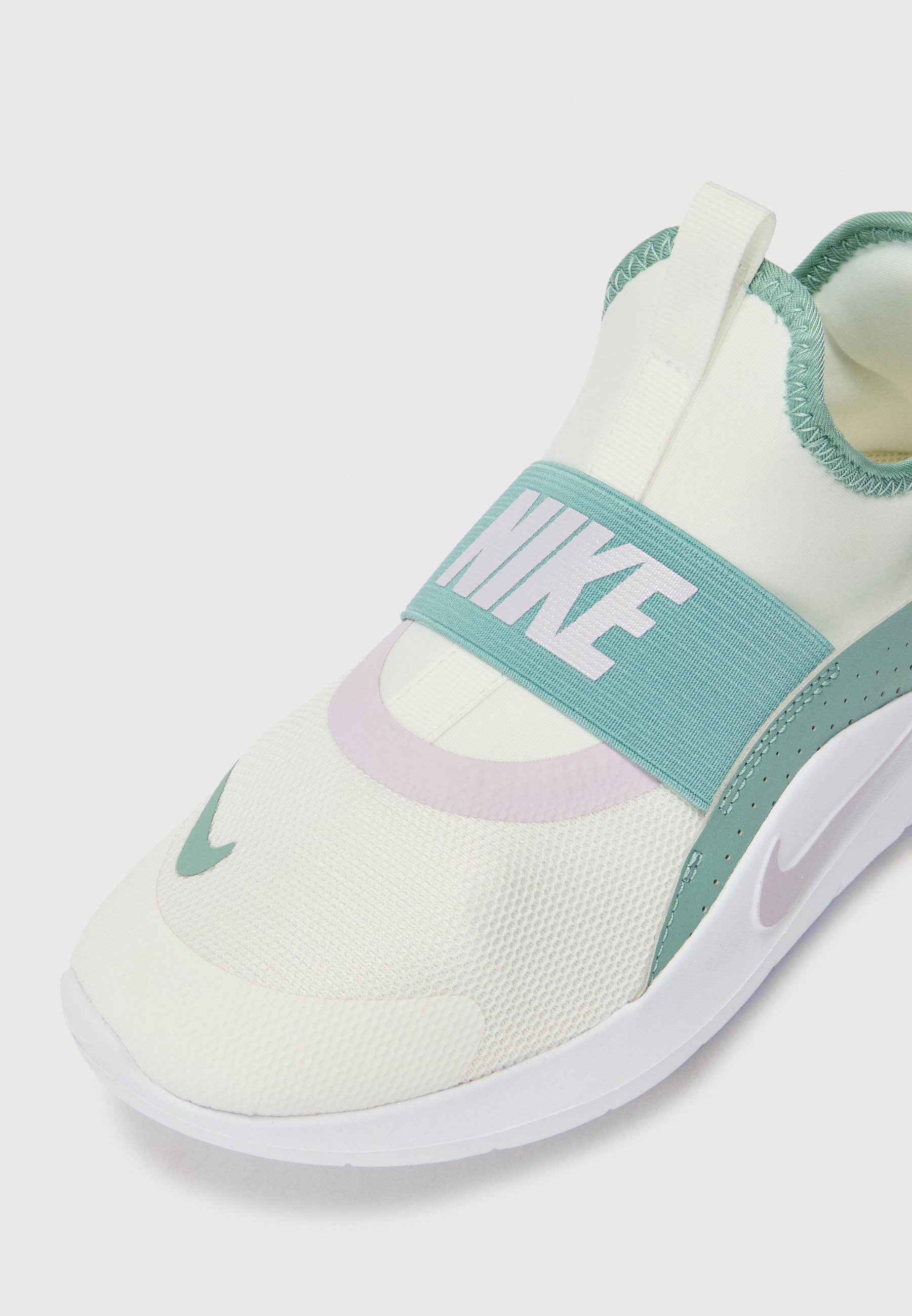 Nike Performance FLEX RUNNER 4 UNISEX - Běžecké boty na silnici - black/white/grey