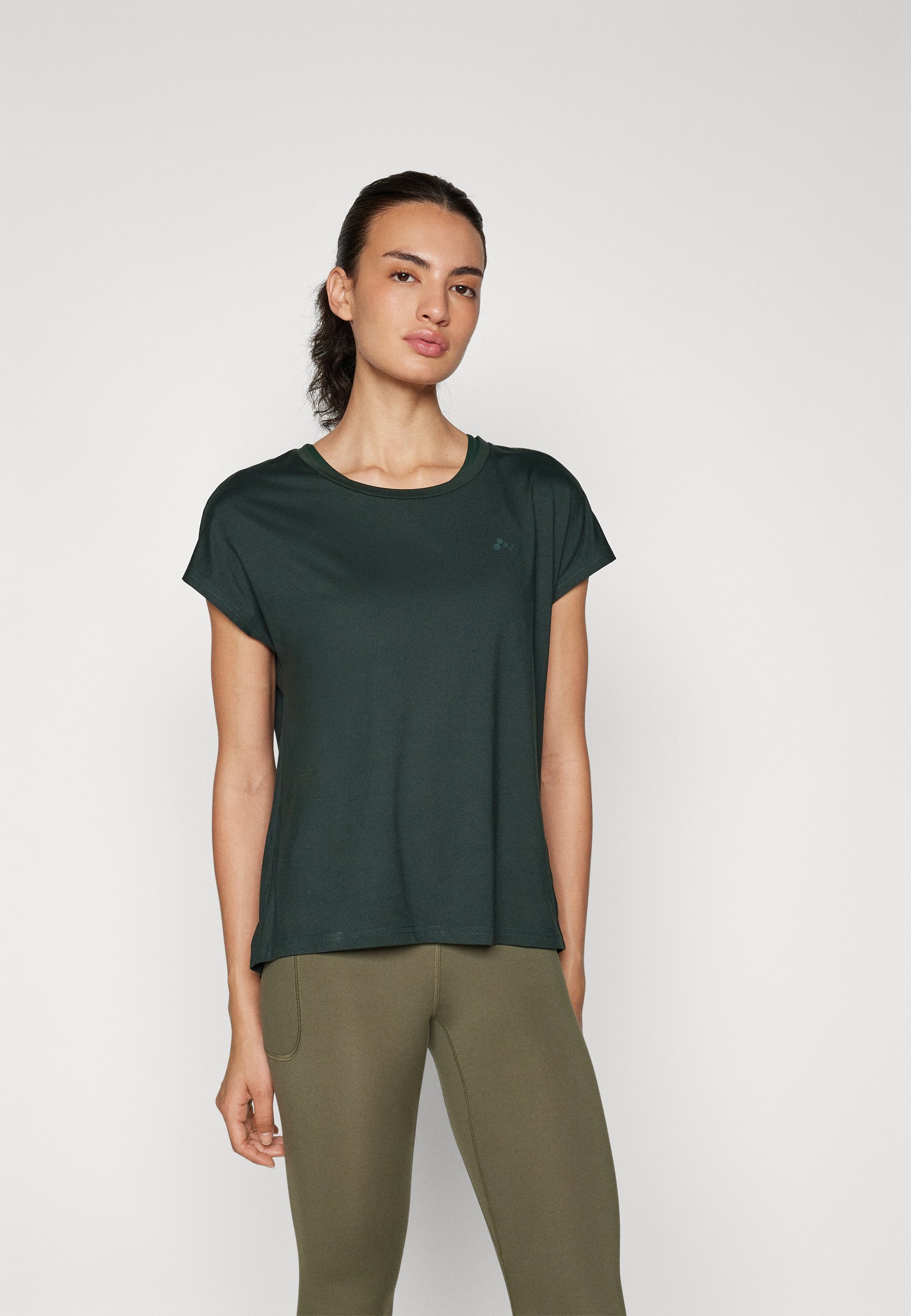 ONLY Play ONPAUBREE LIFE ON BAT LOOSE - Sports T-shirt - scarab