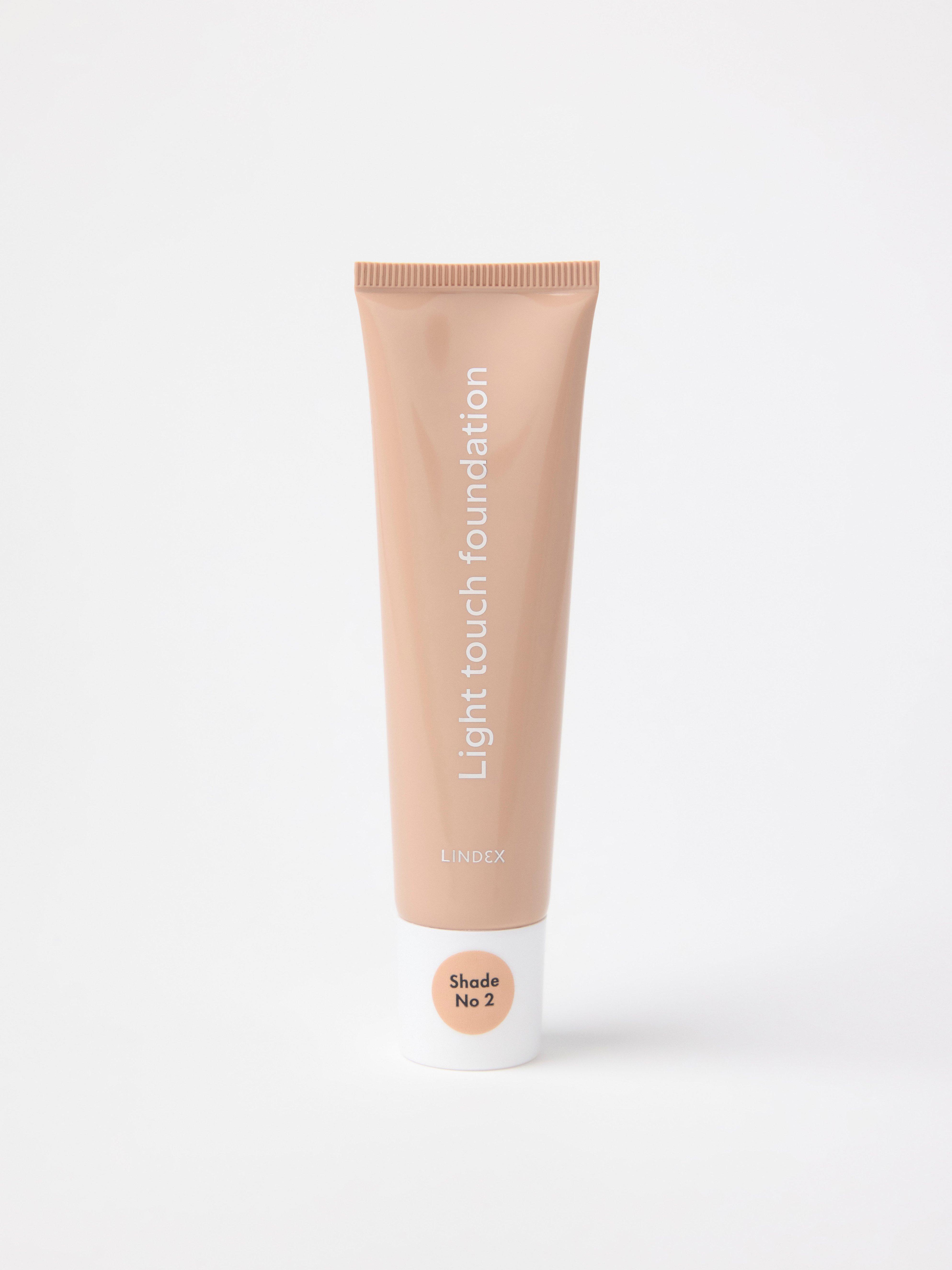 Base de maquillaje Lindex Beauty Light Touch 2