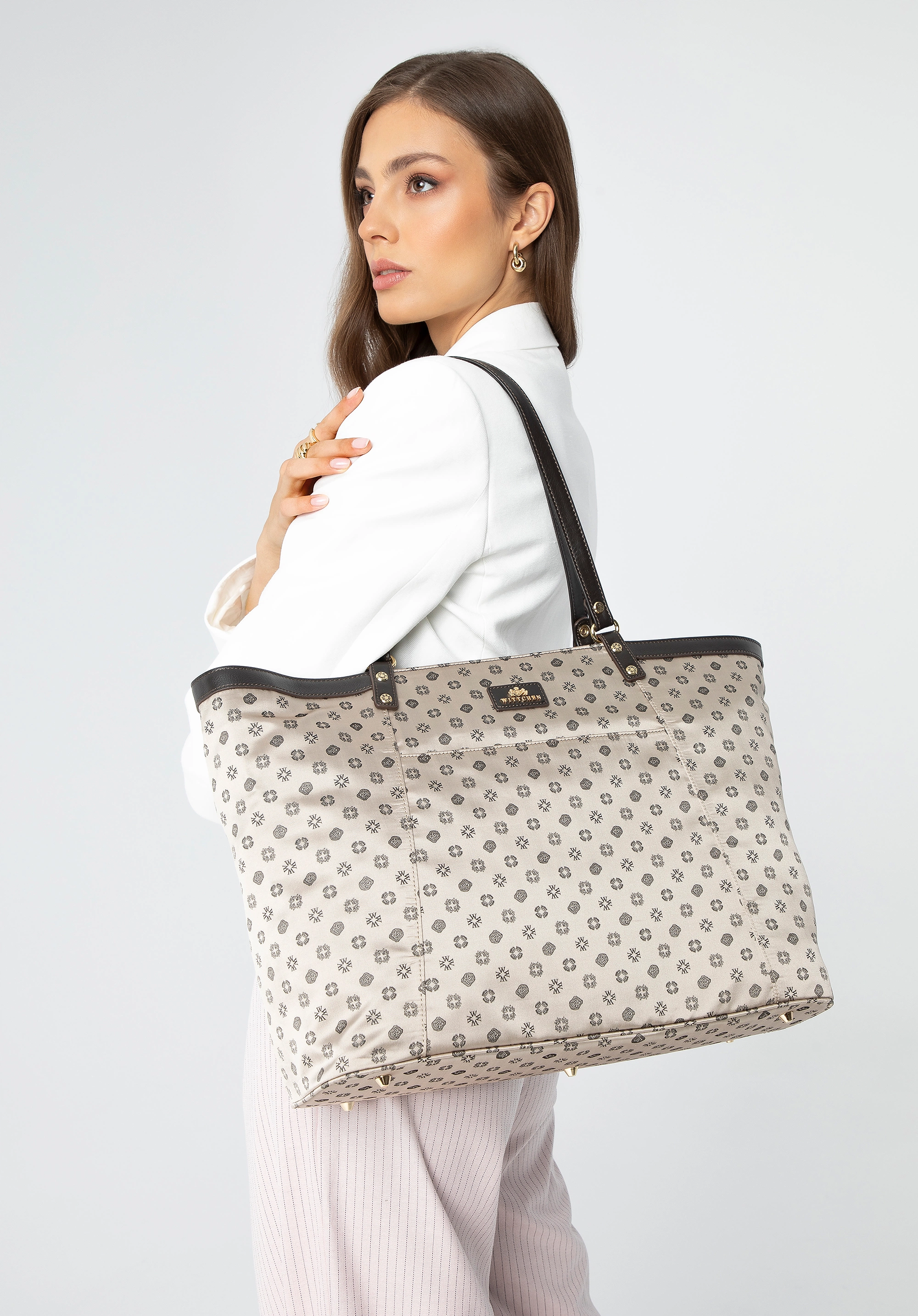 Torebka shopperka żakardowa w monogram beżowa