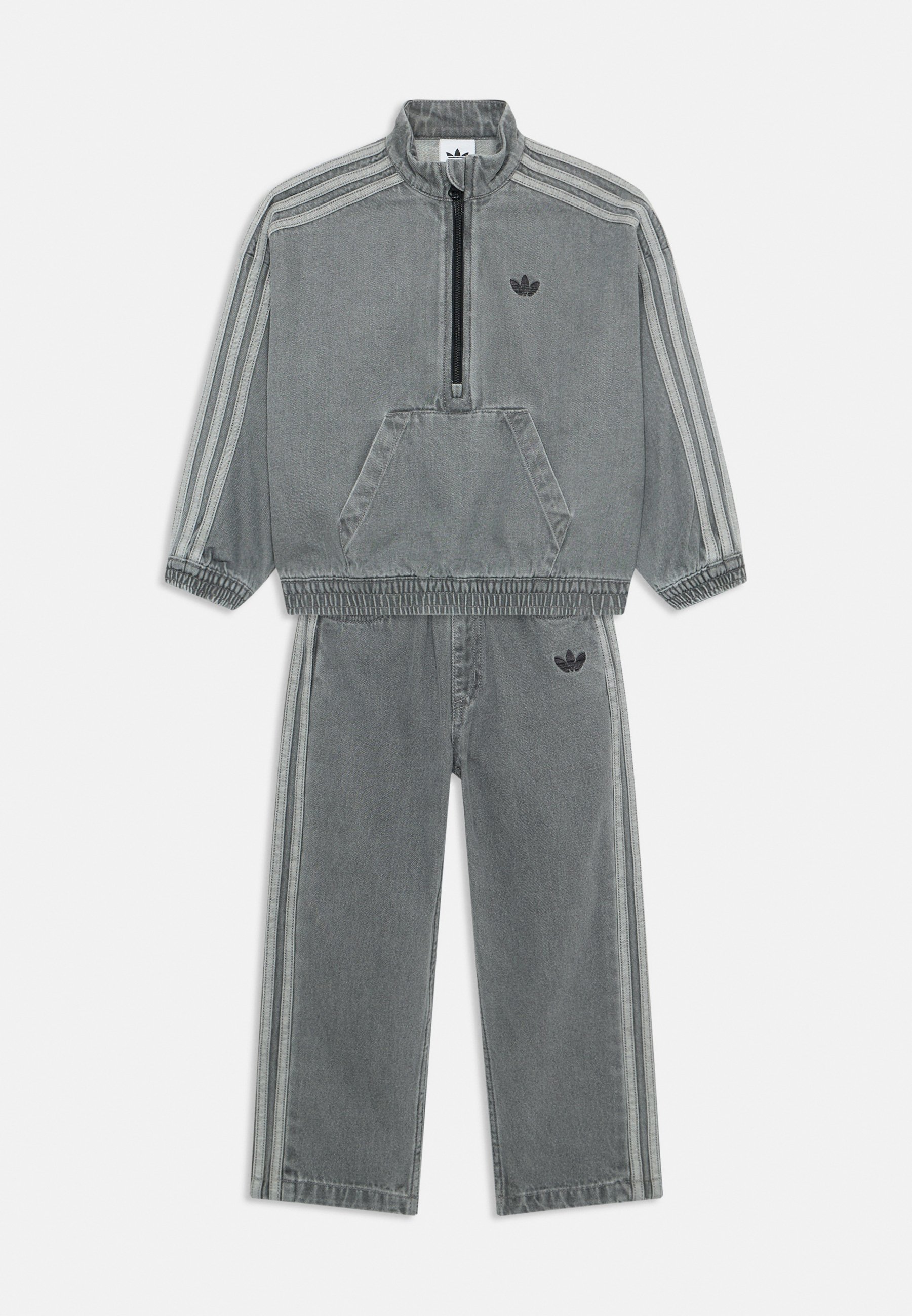 adidas Originals UNISEX SET - Relaxed fit jeans - licht denim