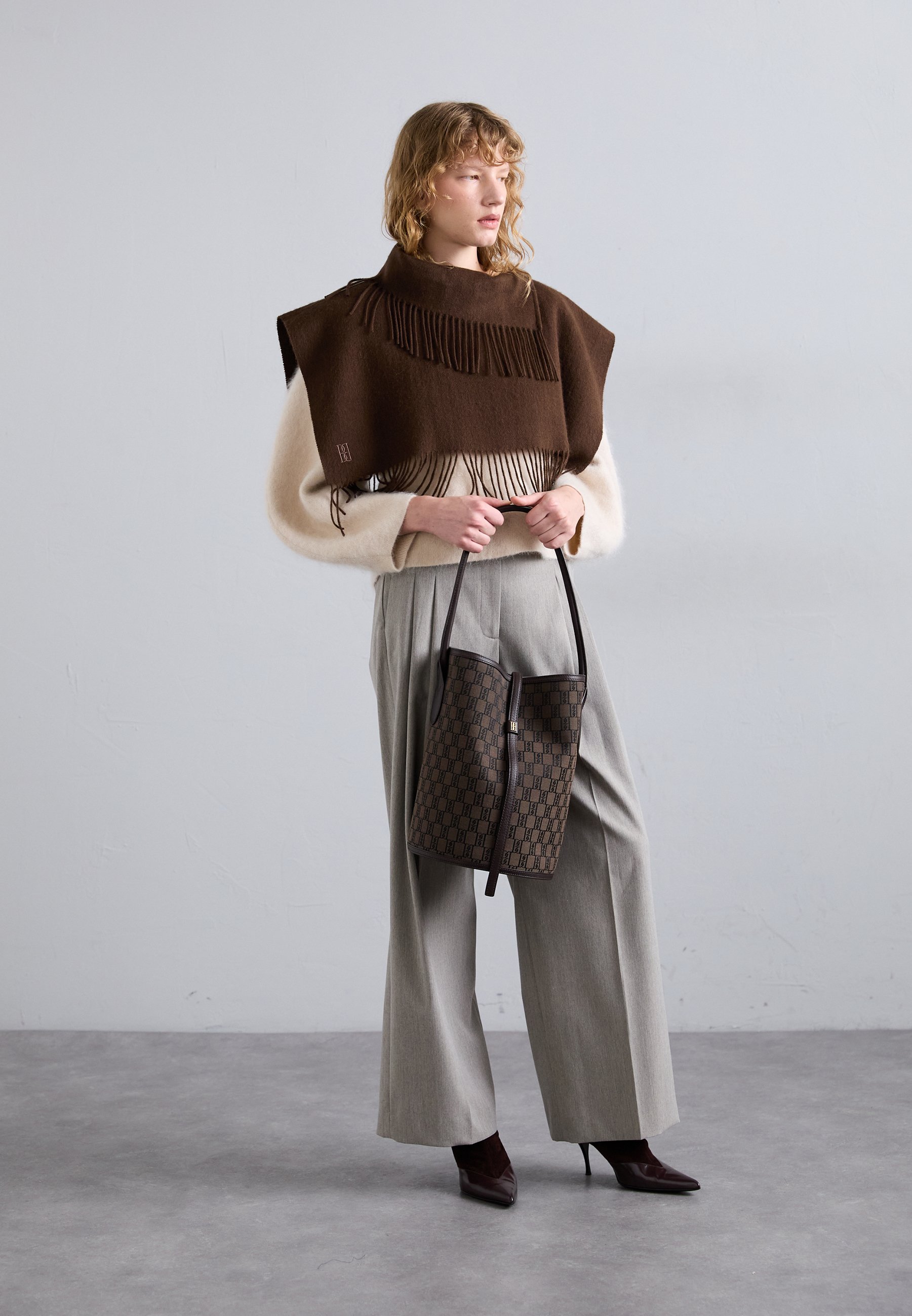Av Malene Birger TURTLA - Skjerf - karaffel